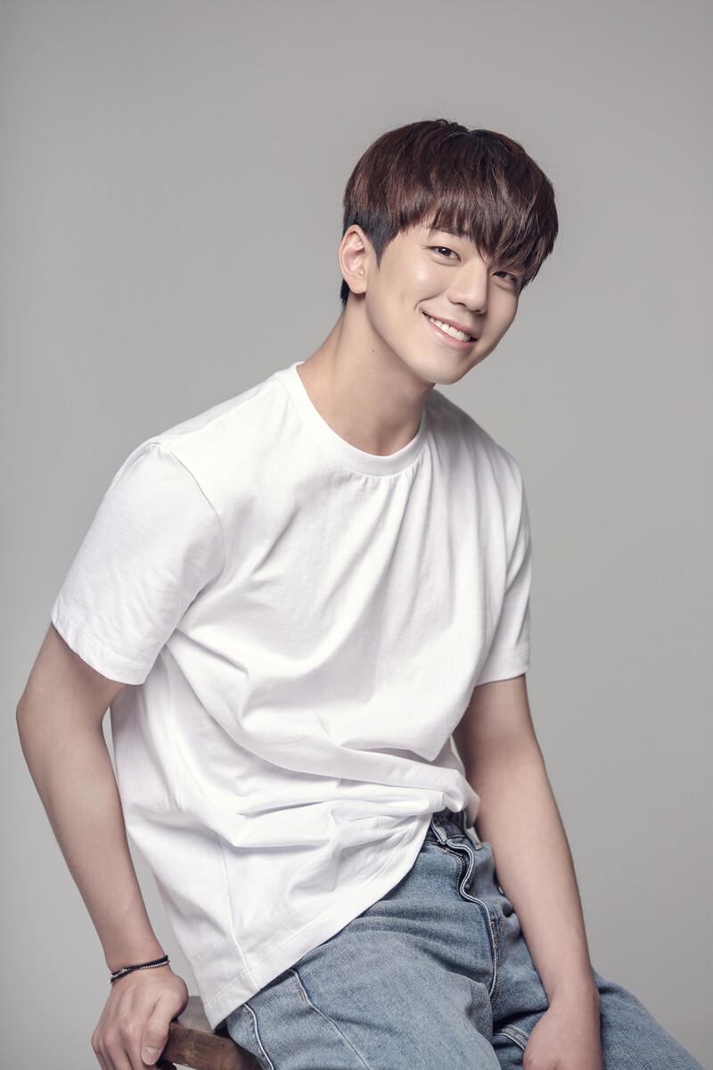 800x1200 Actor Kim Min Kyu Who Rose To Stardom With ′Business Proposal′
