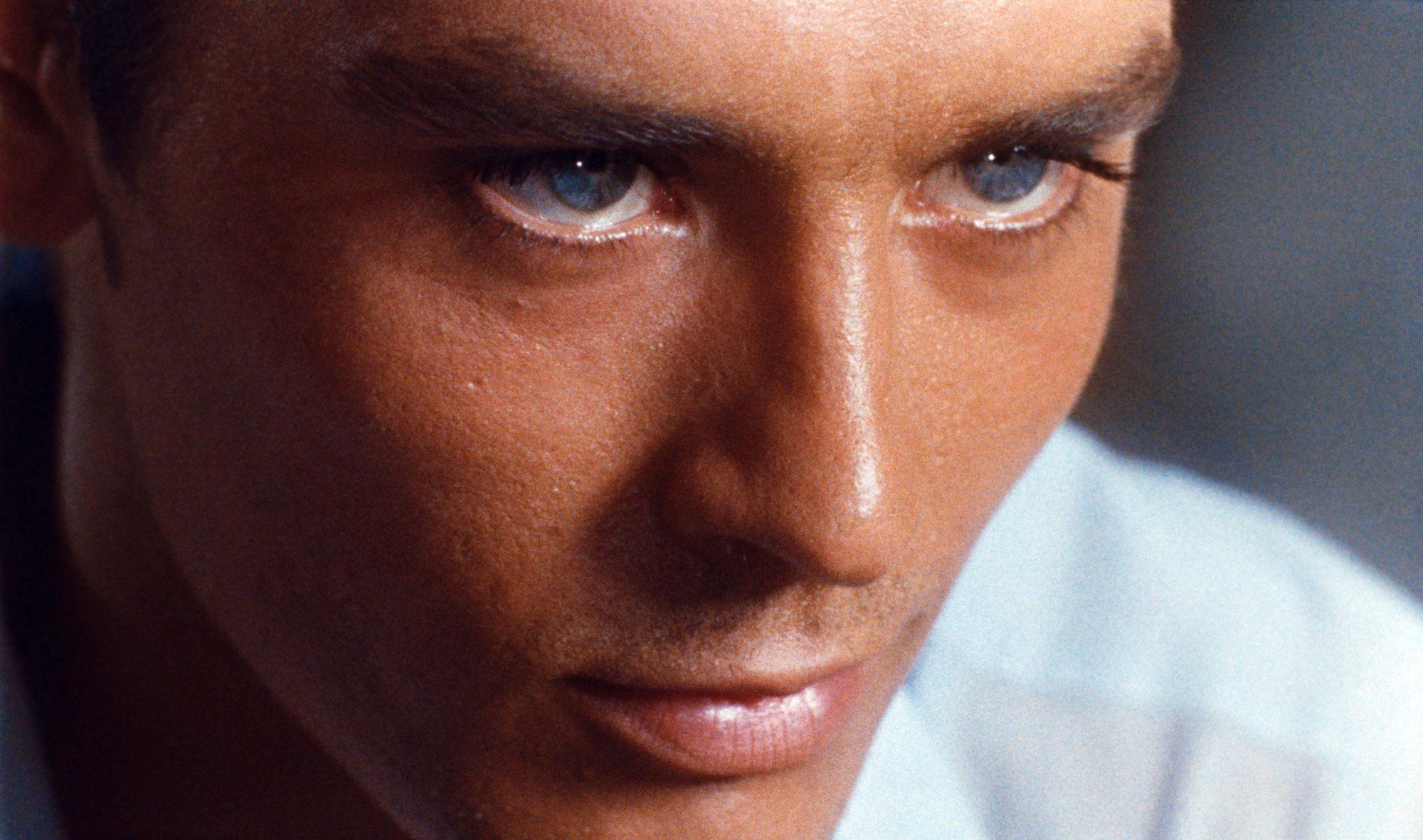2000x1181 Le Passage [The Passage] * ( Alain Delon, Christine Boisson, Jean Luc Moreau, Daniel Emilfork)