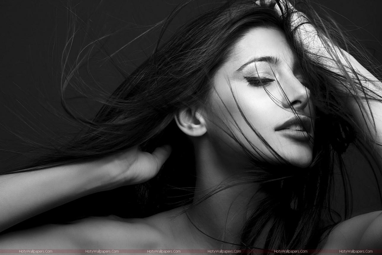 1288x859 Miss World London 2011: Nargis Fakhri Wallpaper in Rock Star