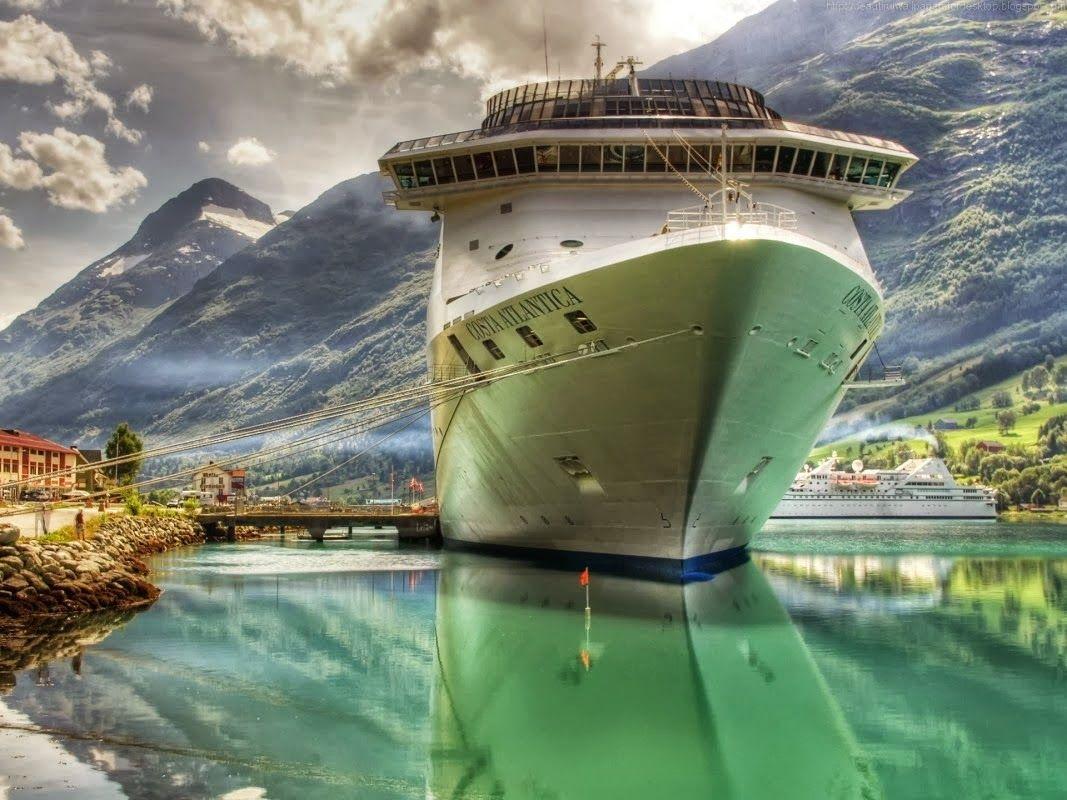 1067x800 Cruise Ships Wallpaper