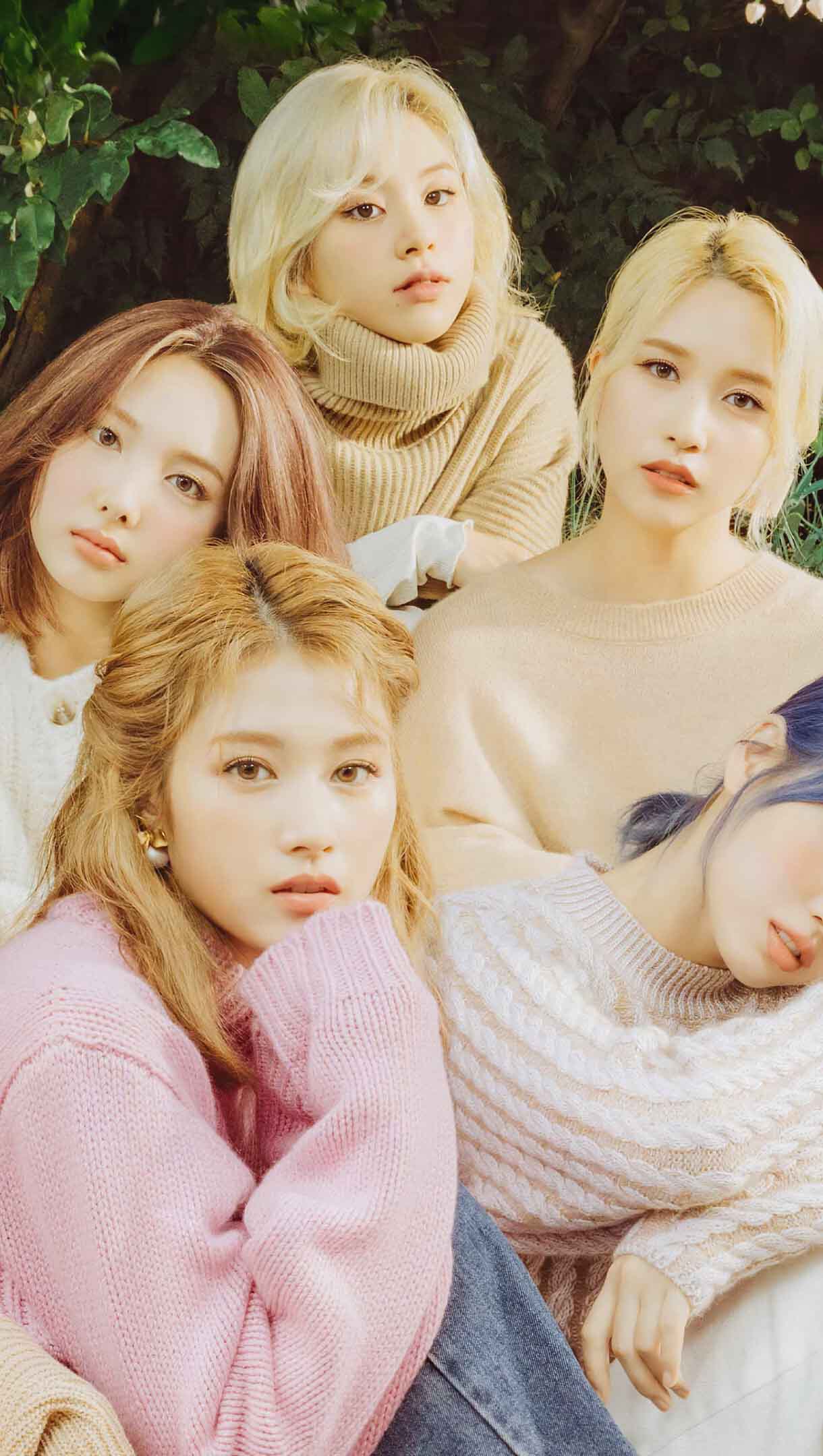 1220x2160 4K Twice Wallpaper