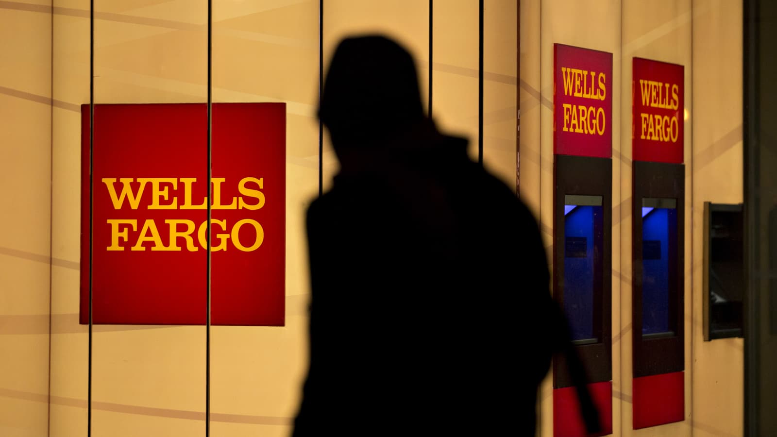 1600x900 JPMorgan tops Wells Fargo as biggest US bank