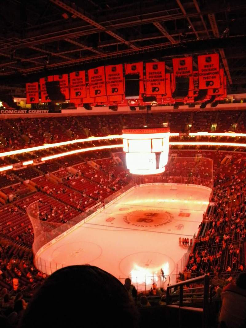 800x1066 Hockey photo at wells fargo center