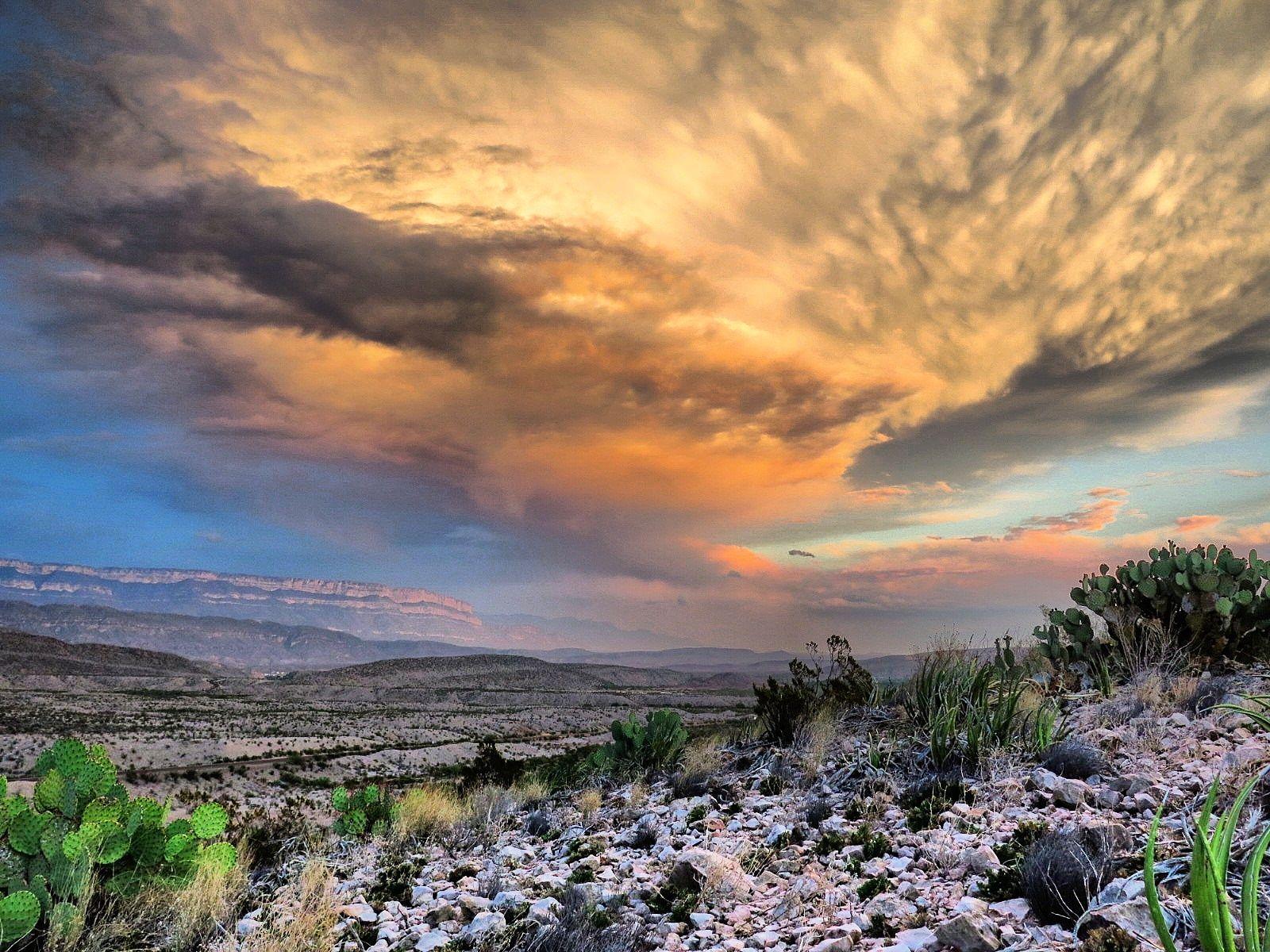 1600x1200 Big Bend National Park Wallpaper