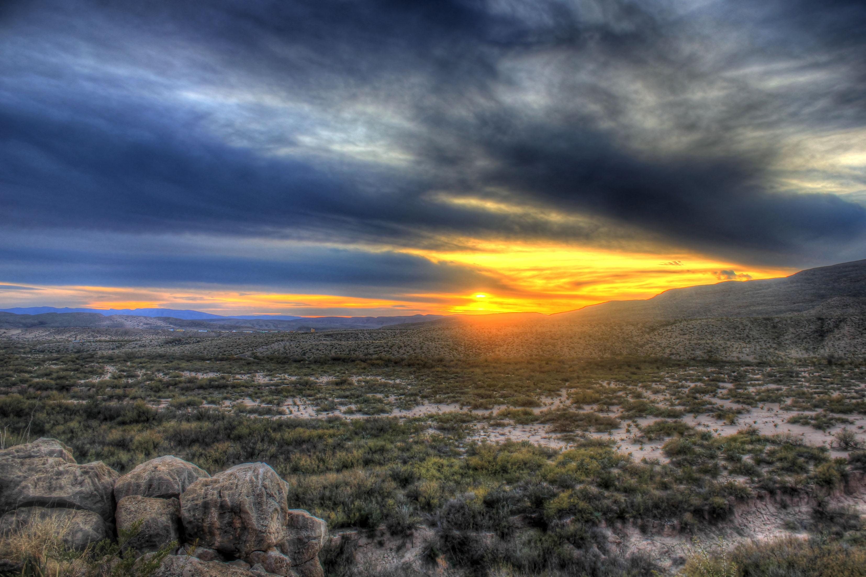 3309x2206 Last light over the hills at Big Bend National Park, Texas image Domain photo
