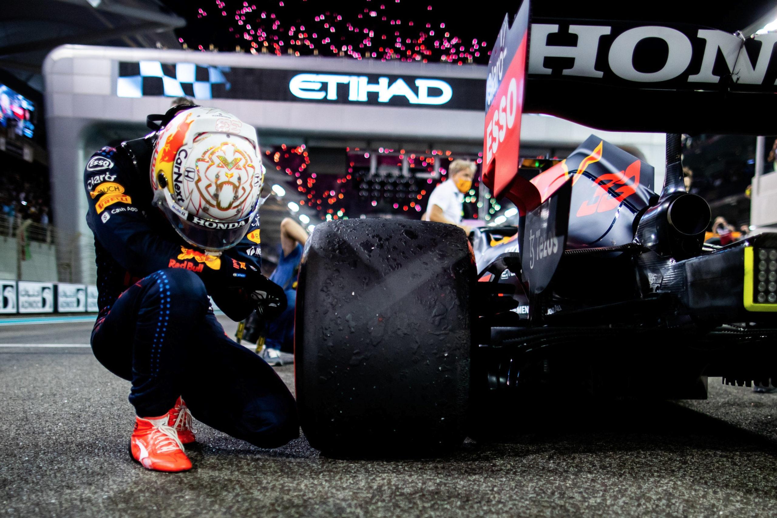 2560x1707 Verstappen: I'm F1 World Champion but in 2022 we start from scratch. GRAND PRIX 247