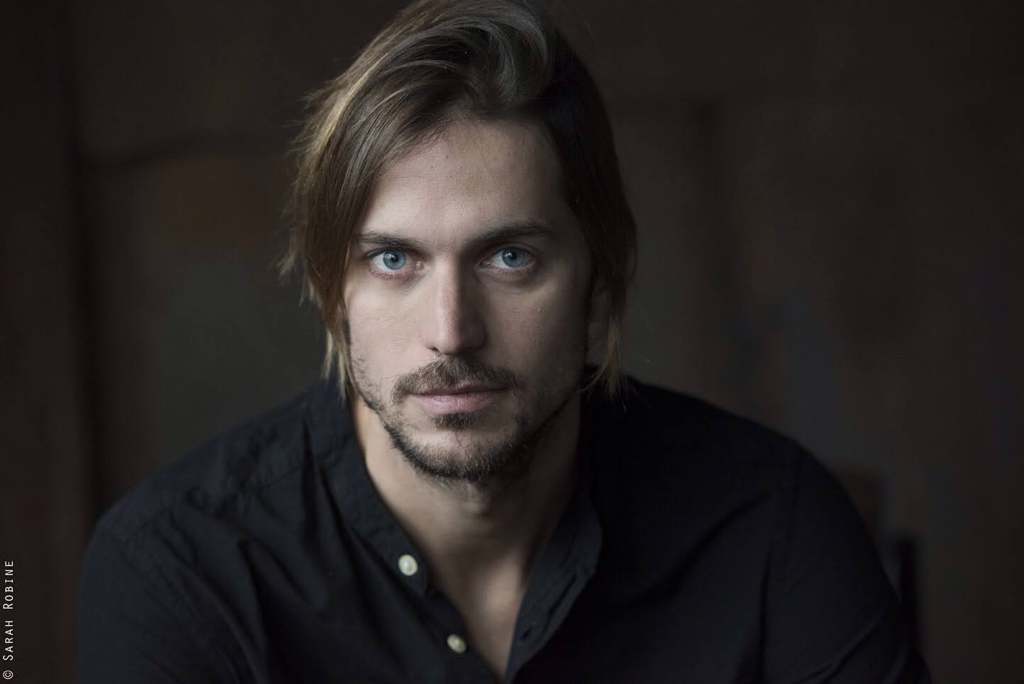 1444x964 Lucas Bravo, Wiki, Biography, Trivia, and Photo