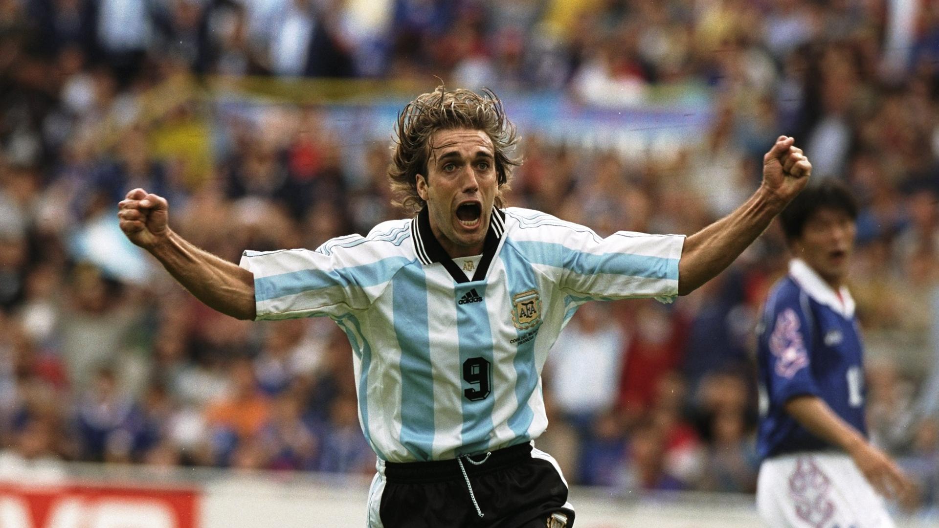 1920x1080 Whatever happened to Batistuta? The Argentine goal machine who begged for his ankles to be amputated