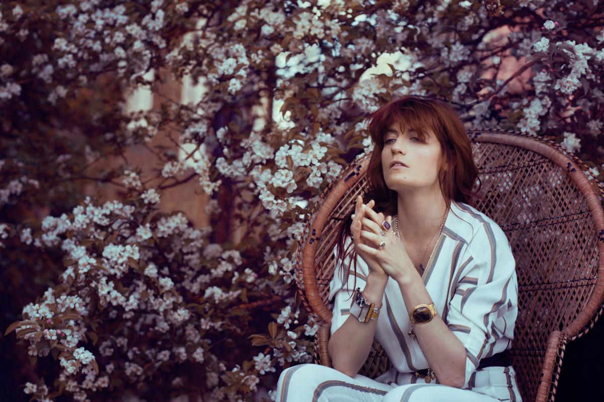 1200x800 Florence Welch wallpaper