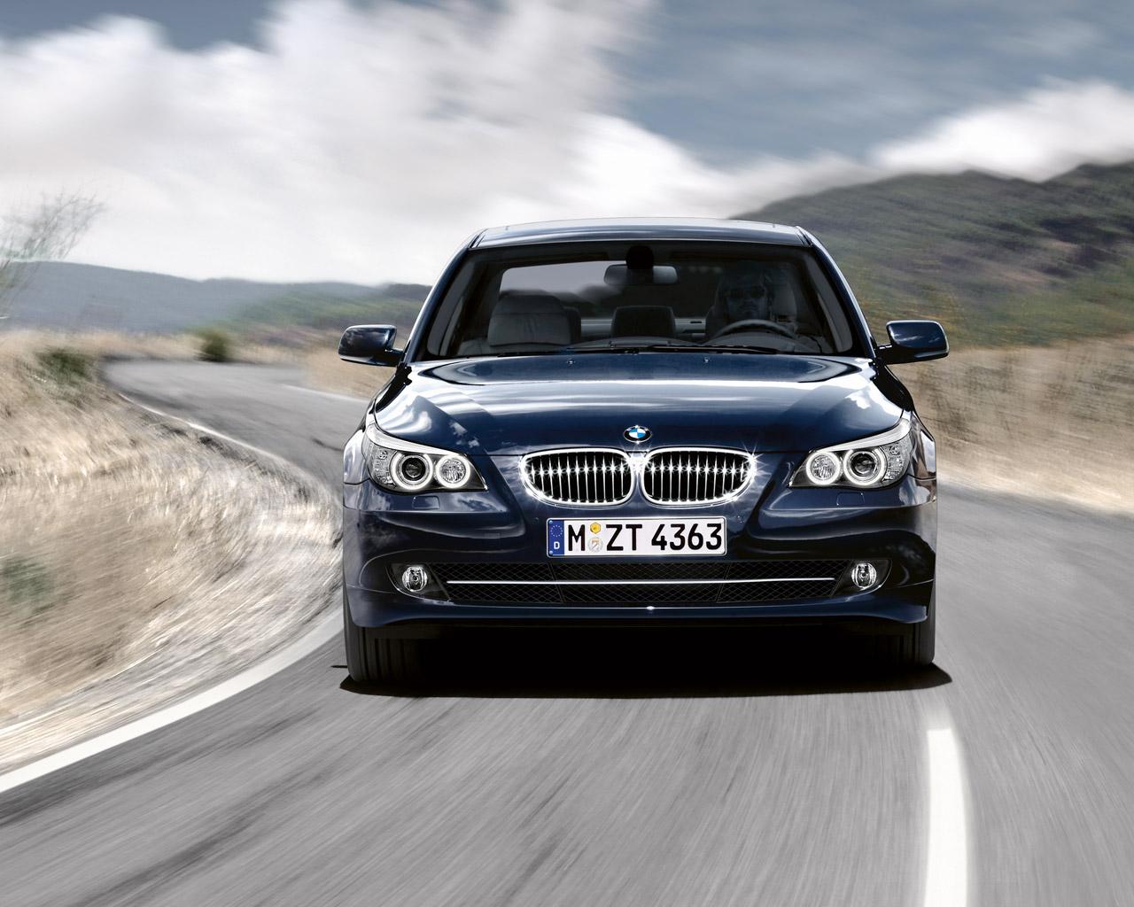 1280x1024 BMW 5 Series Sedan Photo Gallery