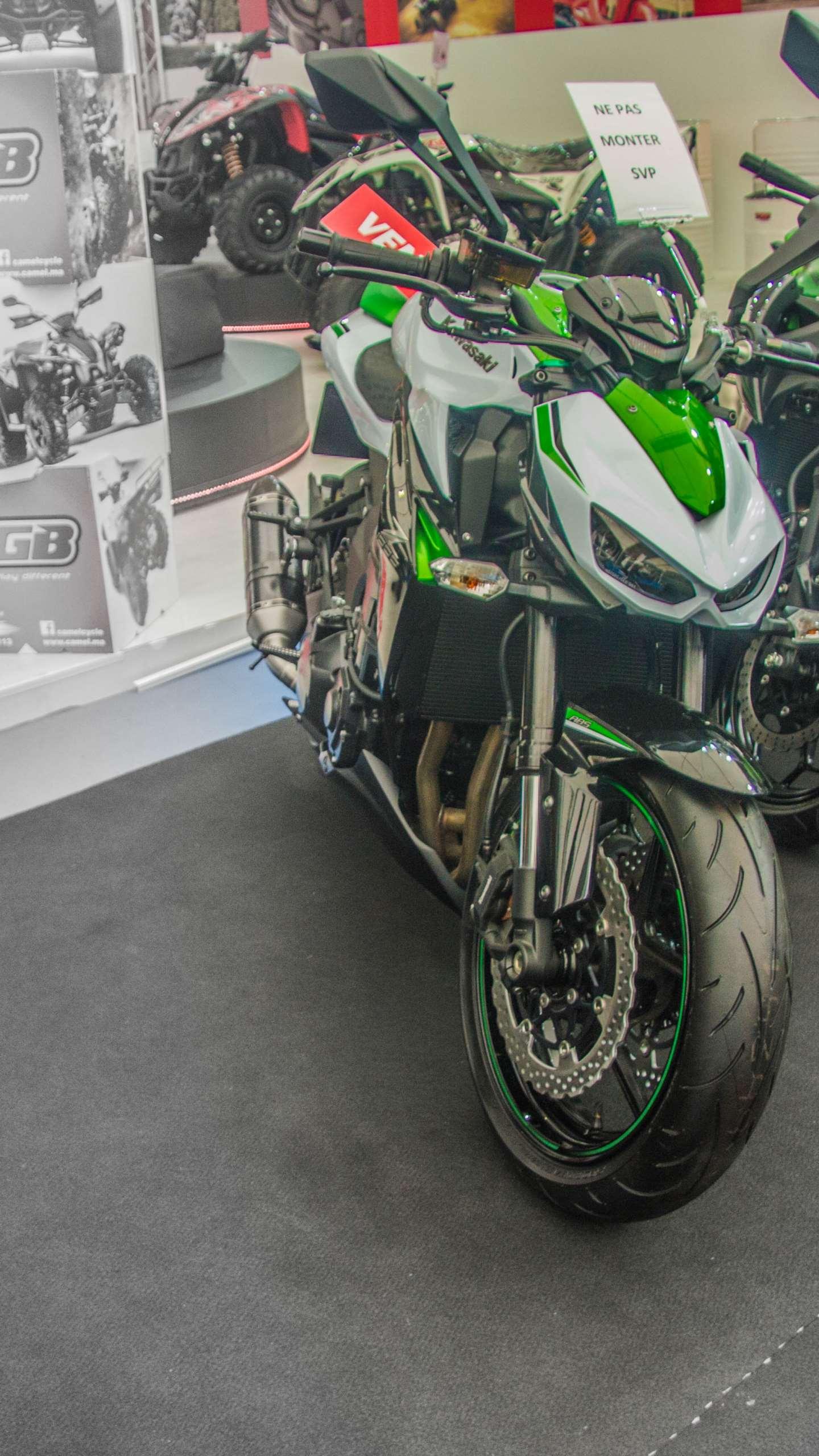 2014 Kawasaki Z1000 wallpapers – 06 | IAMABIKER - Everything Motorcycle!