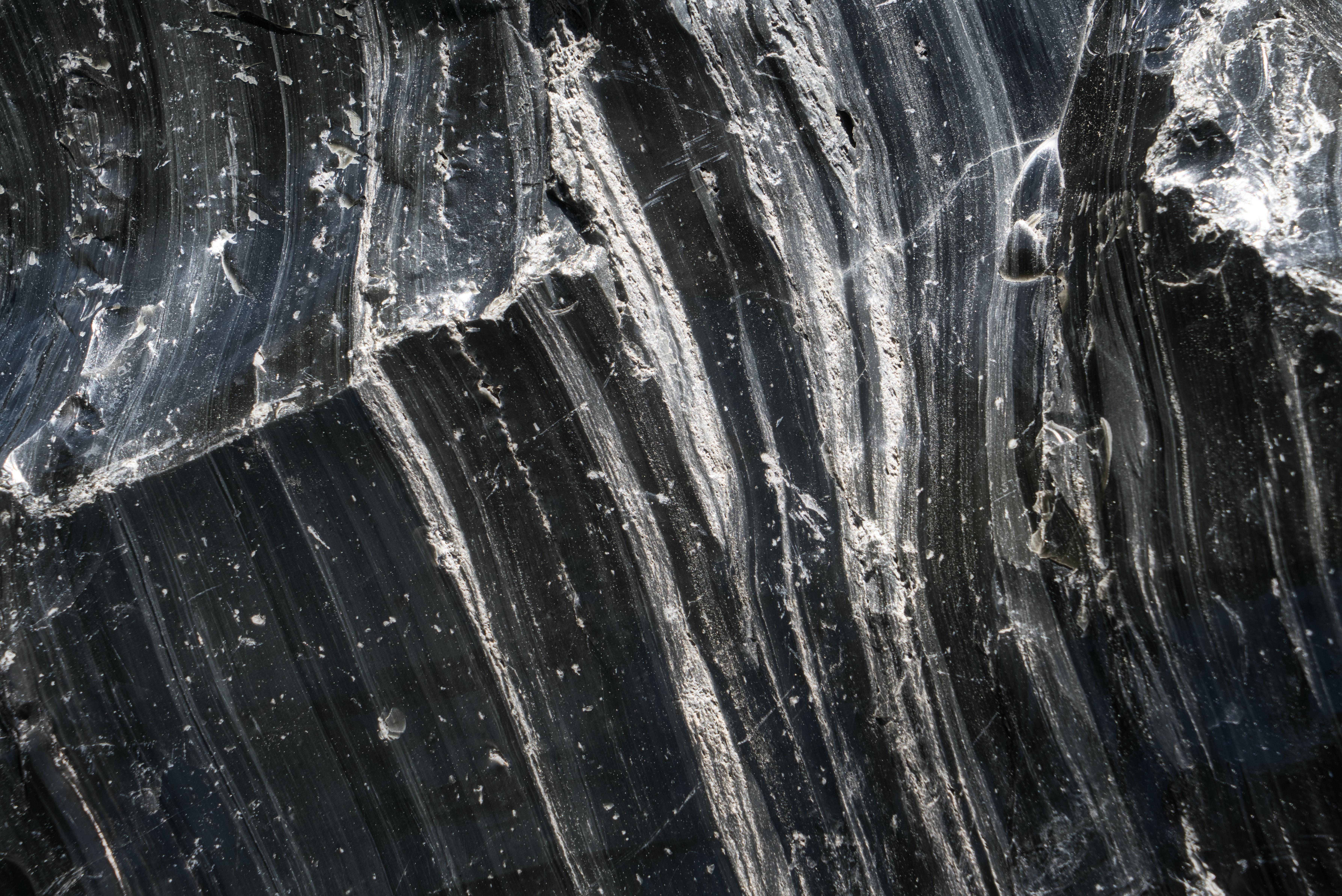 7147x4772 Close Up of Obsidian · Free