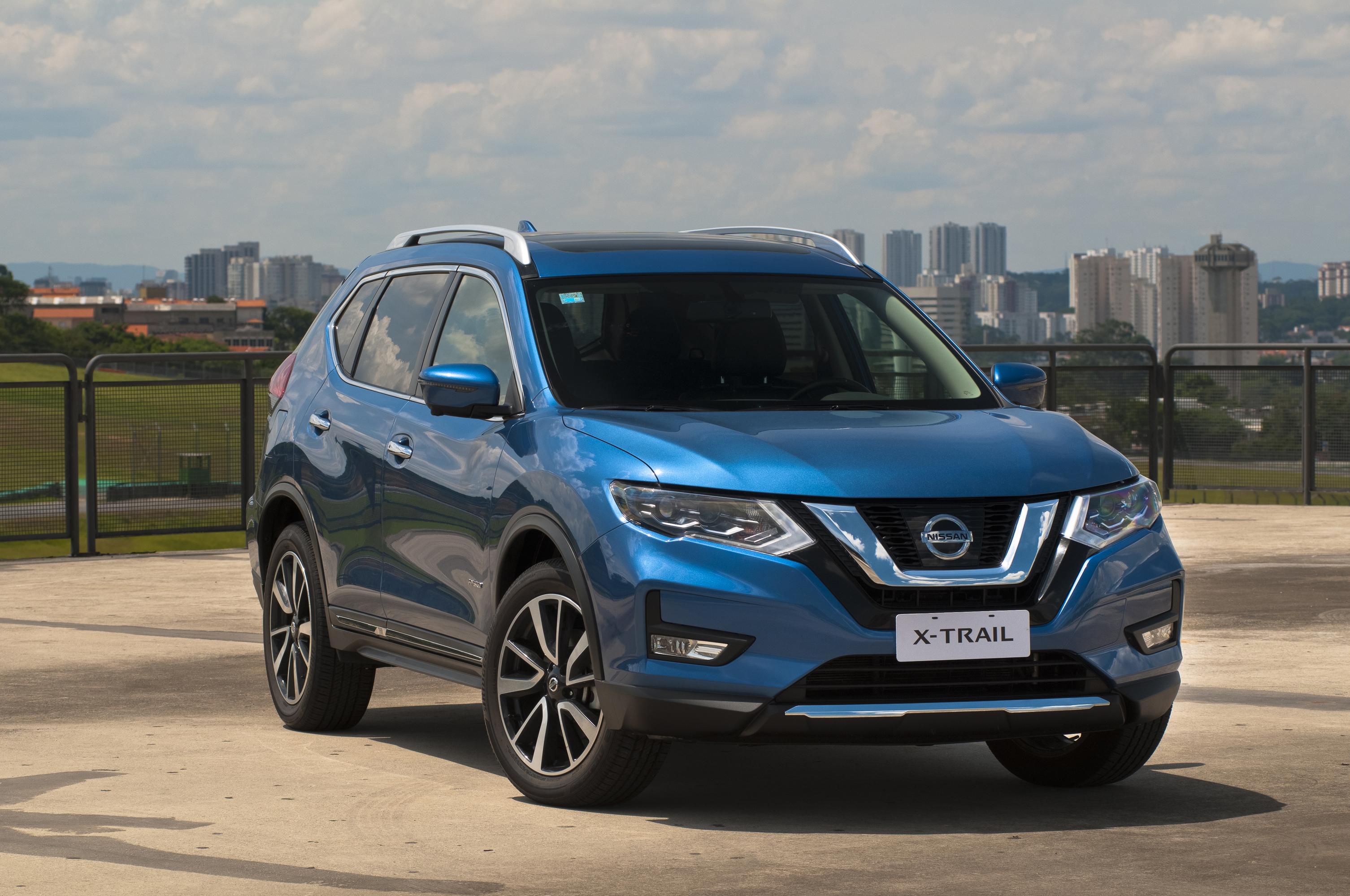 3011x2000 Nissan X Trail HD Wallpaper