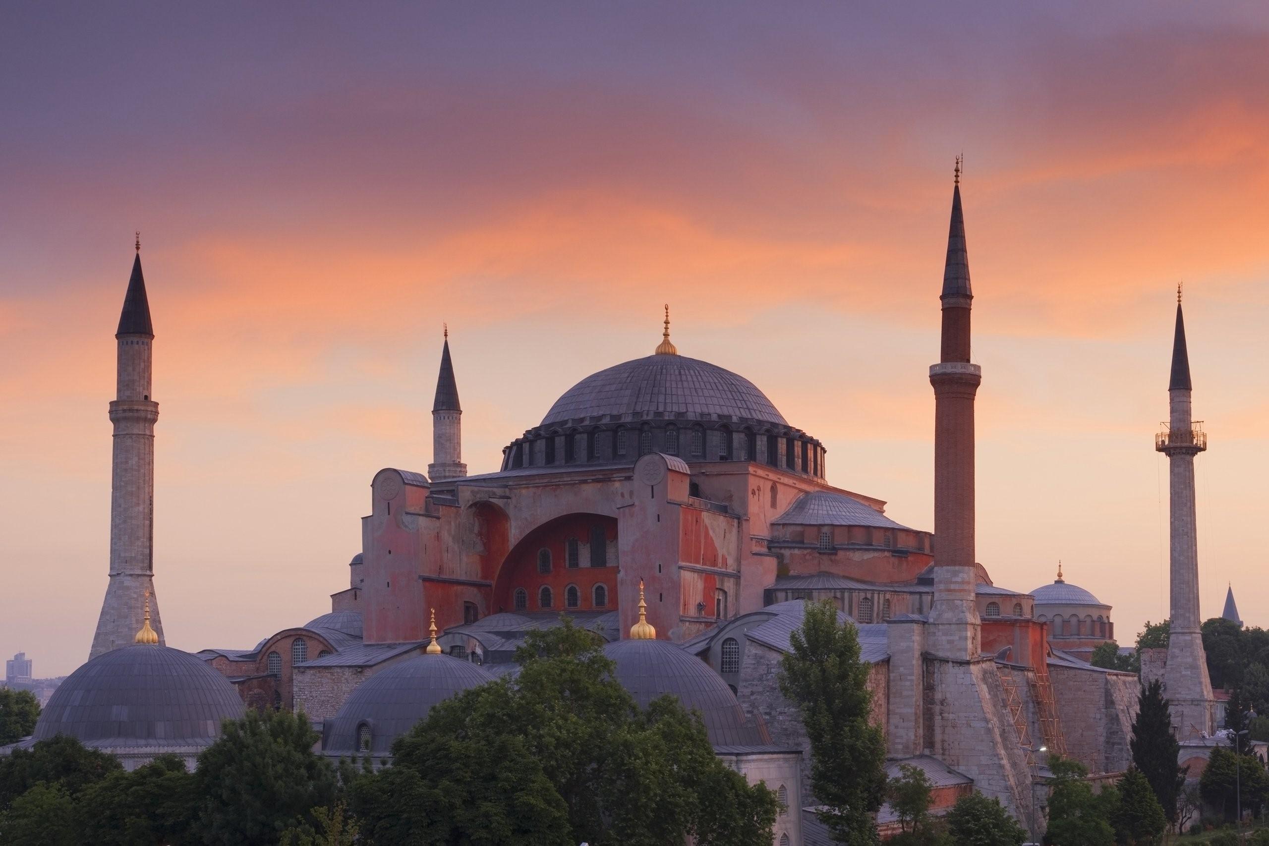 2560x1707 Hagia Sophia Wallpaper