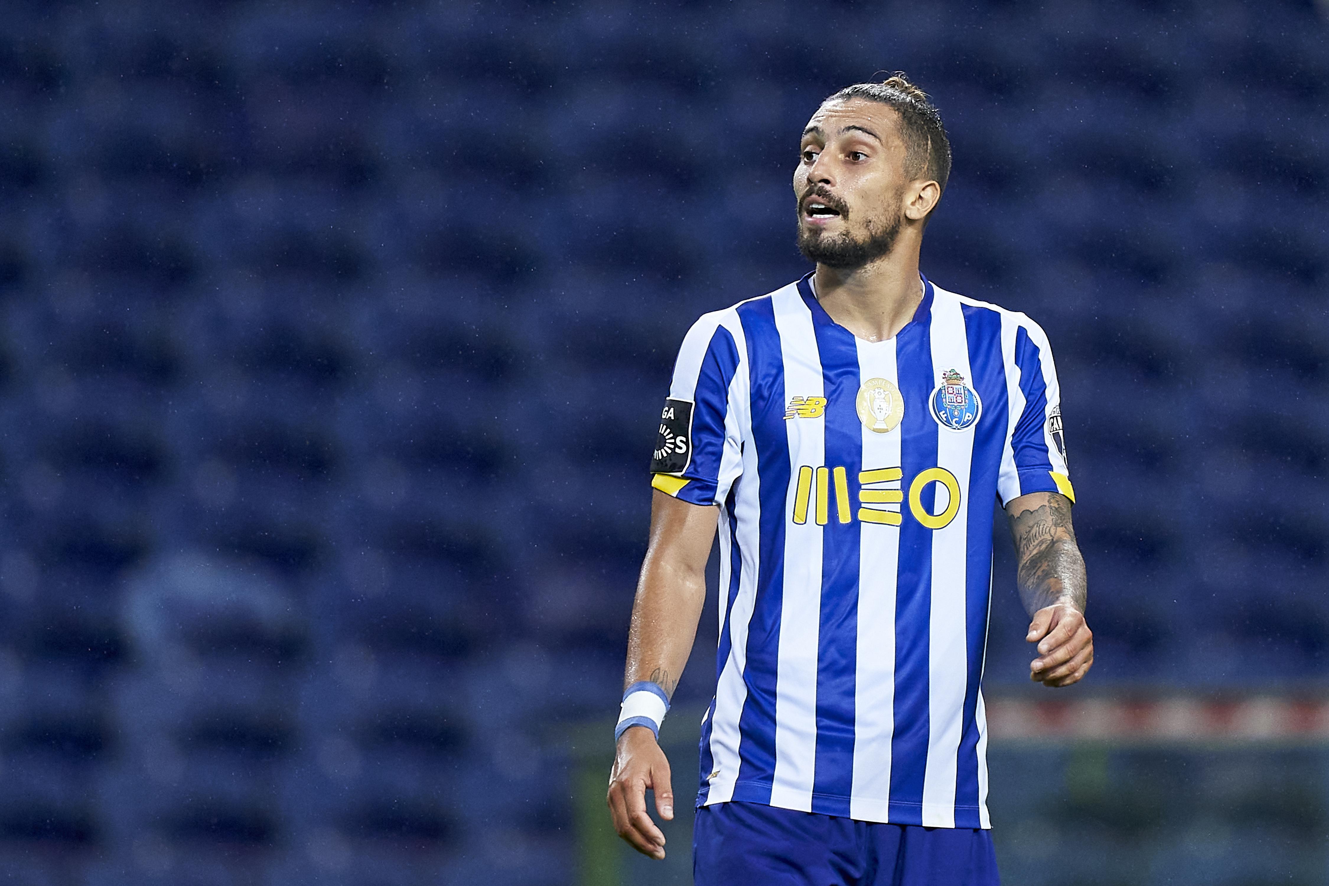 4500x3000 Alex Telles Believes Performance Will Be Better For Man United Next Season