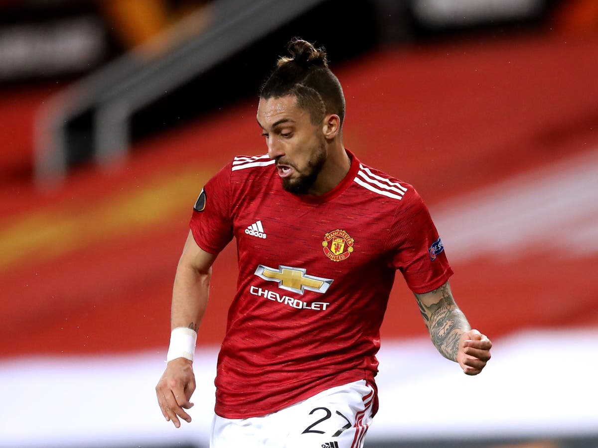 1200x900 Manchester United defender Alex Telles warns West Ham ahead of Carabao Cup tie