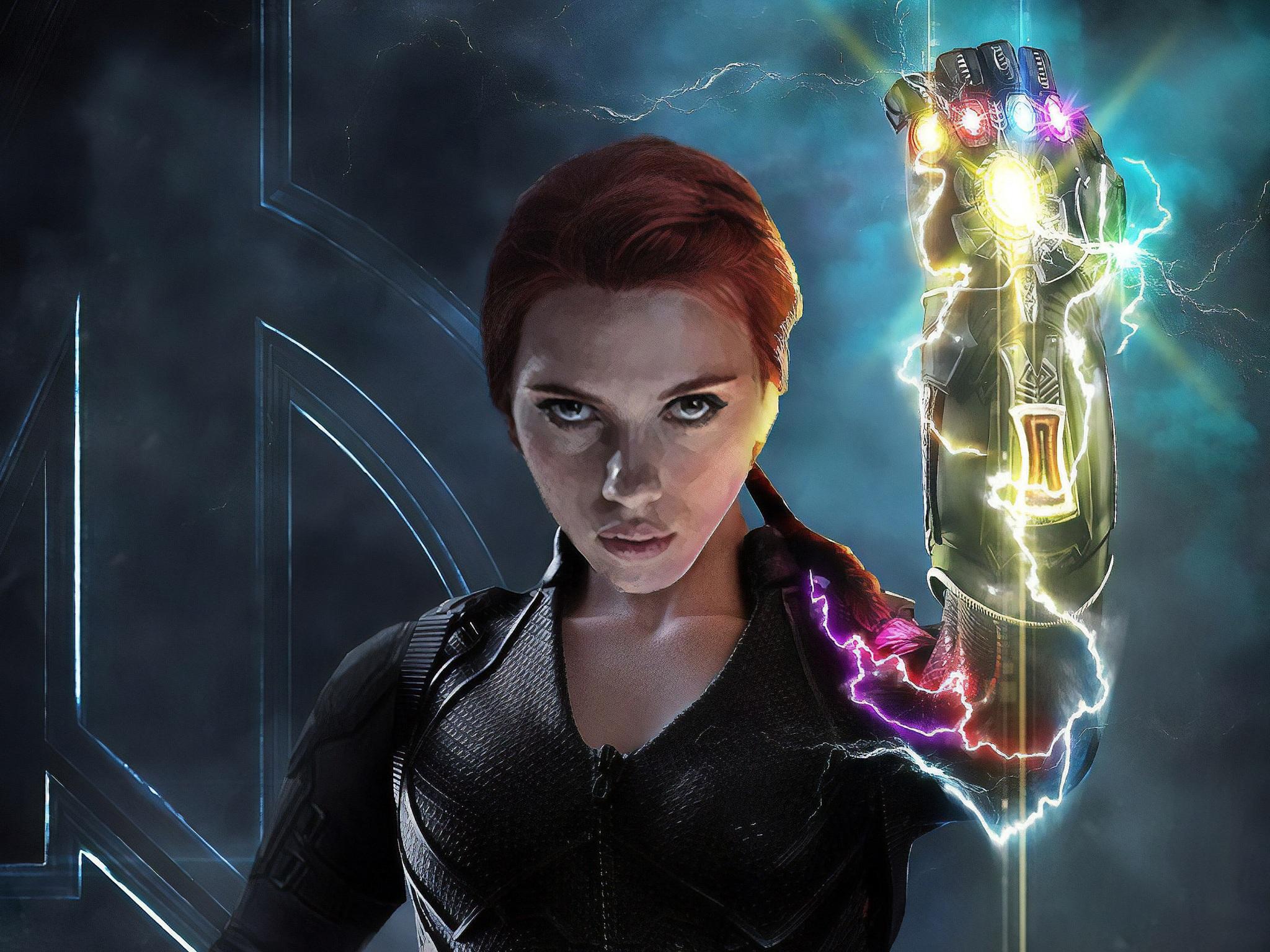 2048x1536 Wallpaper 4k Black Widow With Infinity Gauntlet Wallpaper