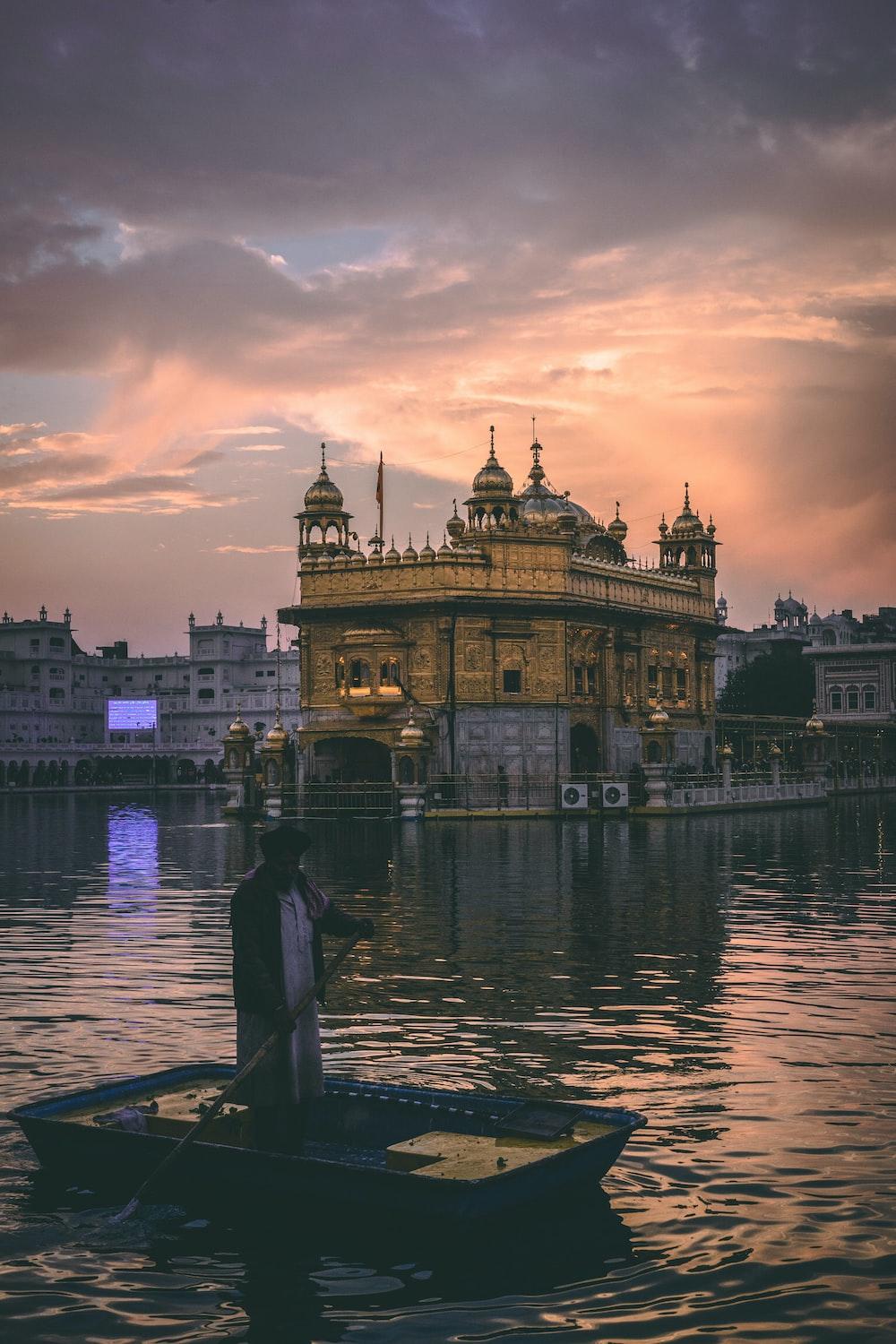 1000x1500 Golden Temple Picture. Download Free Image