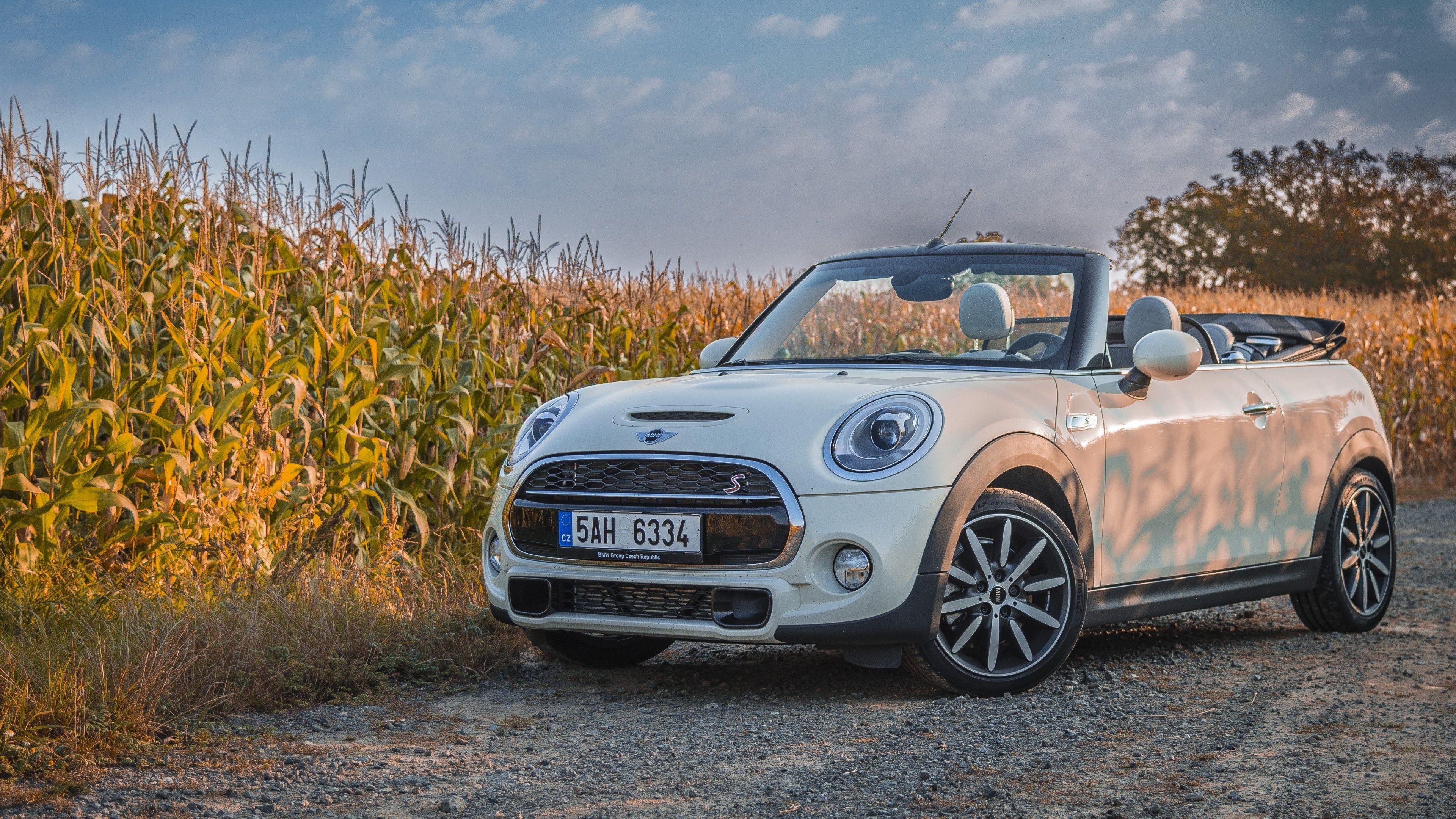 3840x2160 4k wallpaper for destop (3840x2160). Chanteurs français, Mini cooper, Chanteur