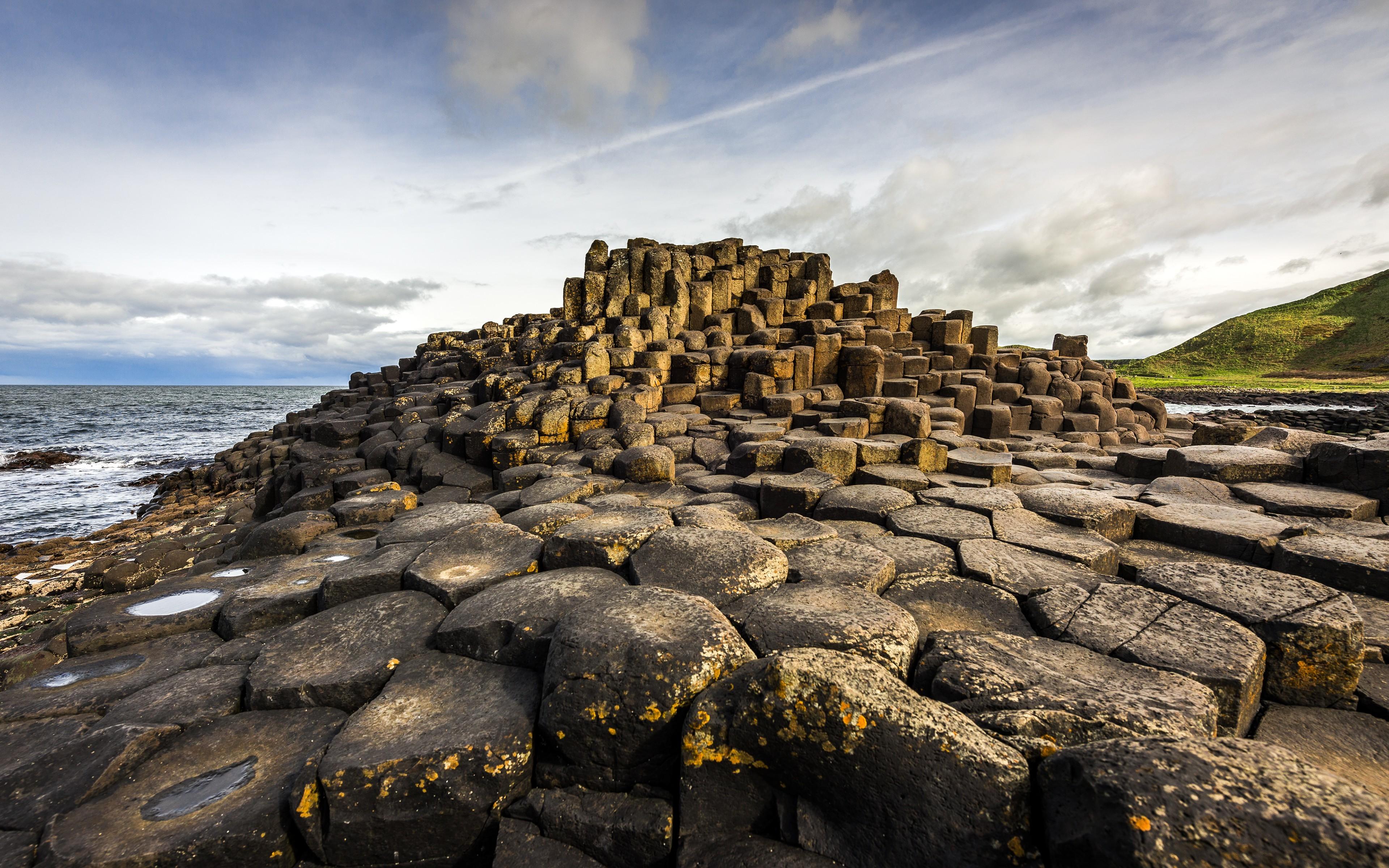 3840x2400 landscape, Ireland, Giants Causeway, Rock formation, Nature, Rock, Coast, Sea, Clouds Wallpaper HD / Desktop and Mobile Background
