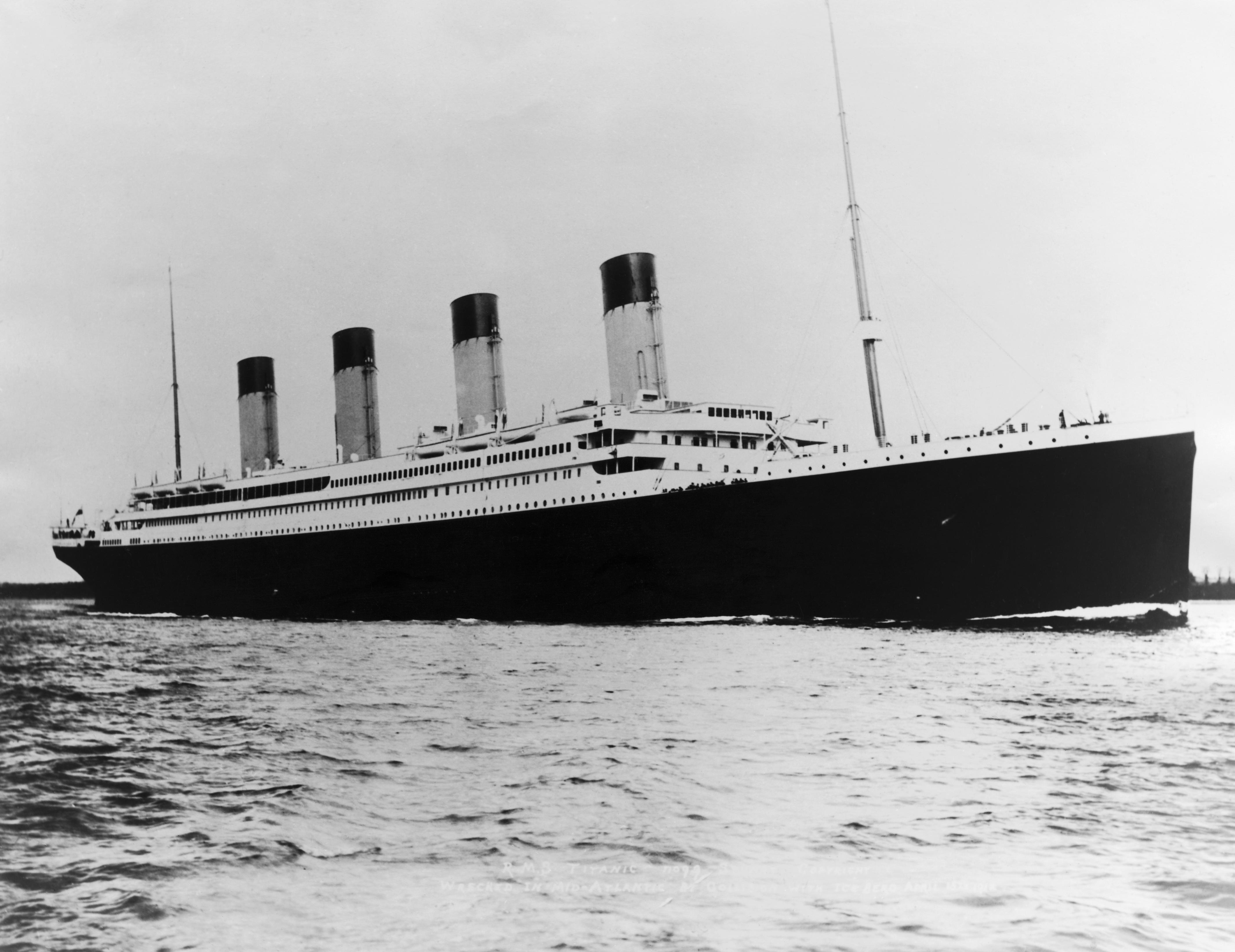 4261x3284 These old Titanic photo show just how much has changed since April 1912