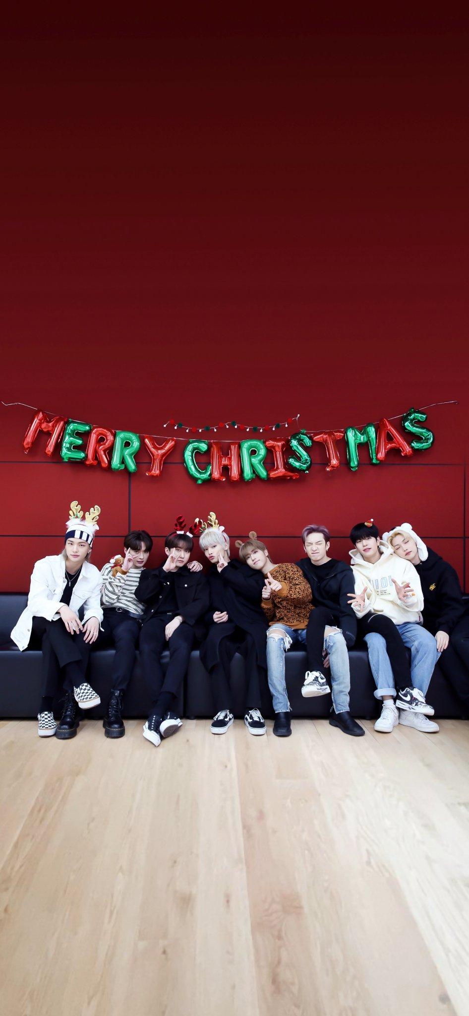 946x2048 STRAY KIDS WALLPAPER - [ #straykids #스트레이키즈 ]MERRY CHRISTMAS EVERYONE
