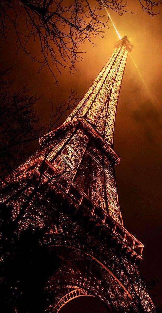 640x1231 Paris