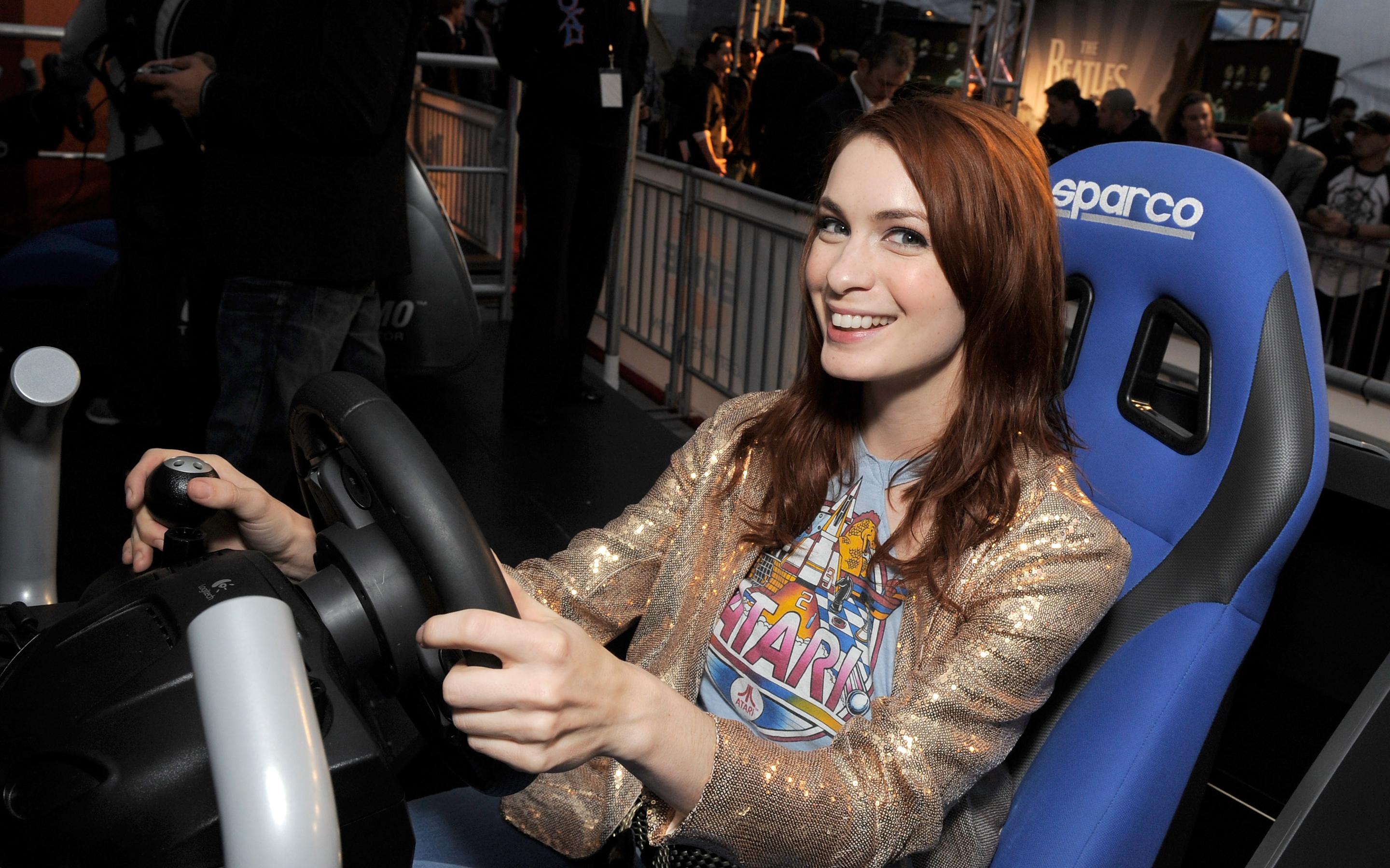 2880x1800 Felicia Day HD Wallpaper