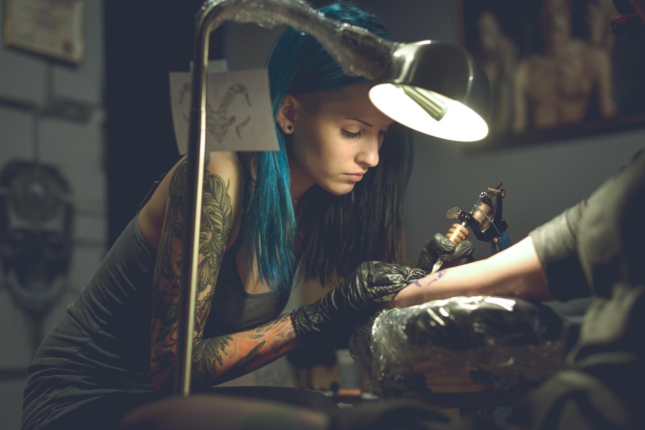 2048x1367 women, Tattoos, Tattoo, Blue Hair Wallpaper HD / Desktop and Mobile Background