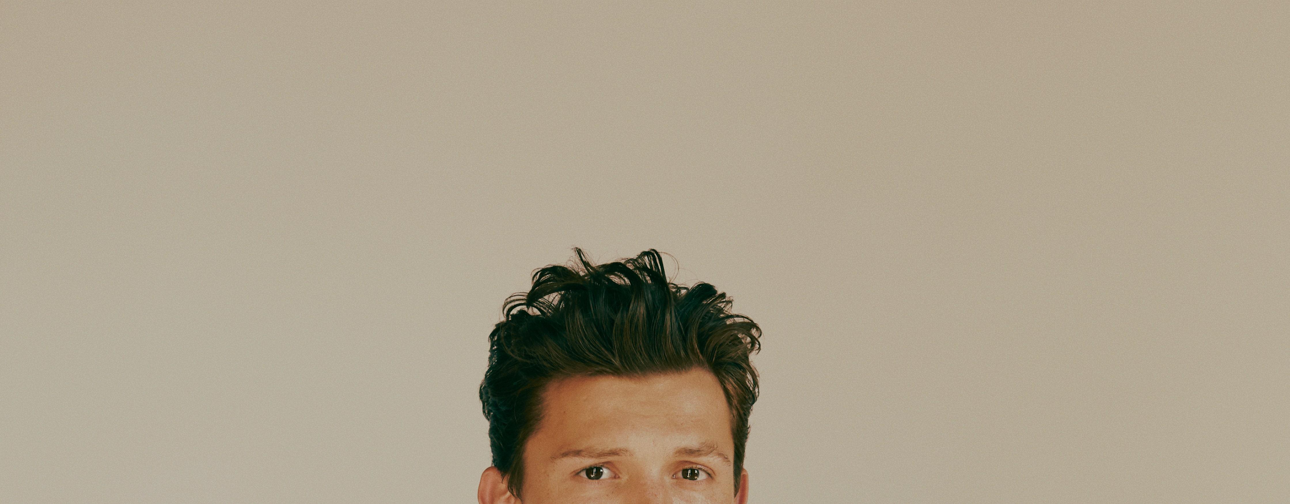 4480x1750 Tom Holland On Spider Man, Gwyneth Paltrow, And His Golf Game