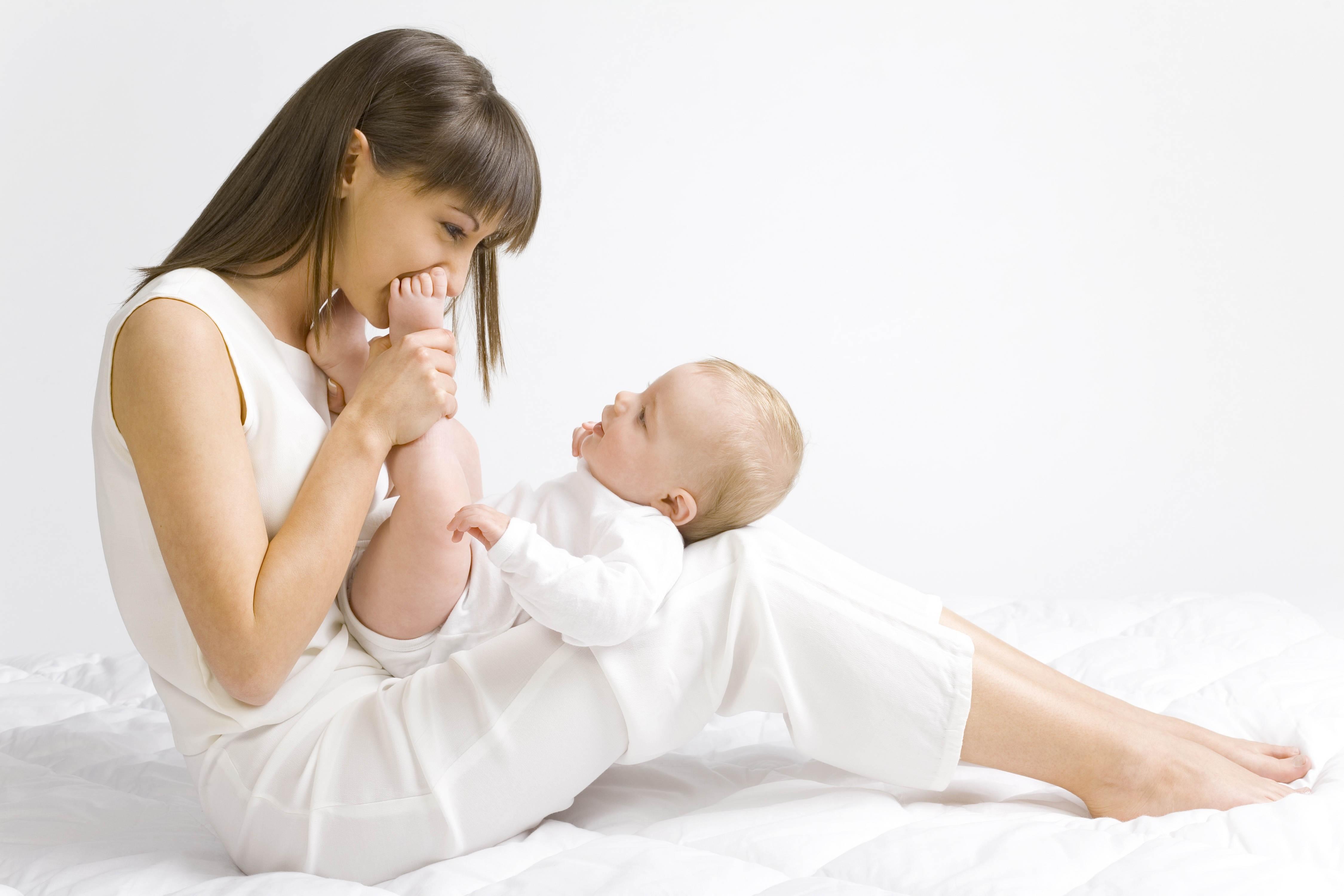 4500x3000 Mother, Child, Baby, Love, White, Smiles, Happiness wallpaper