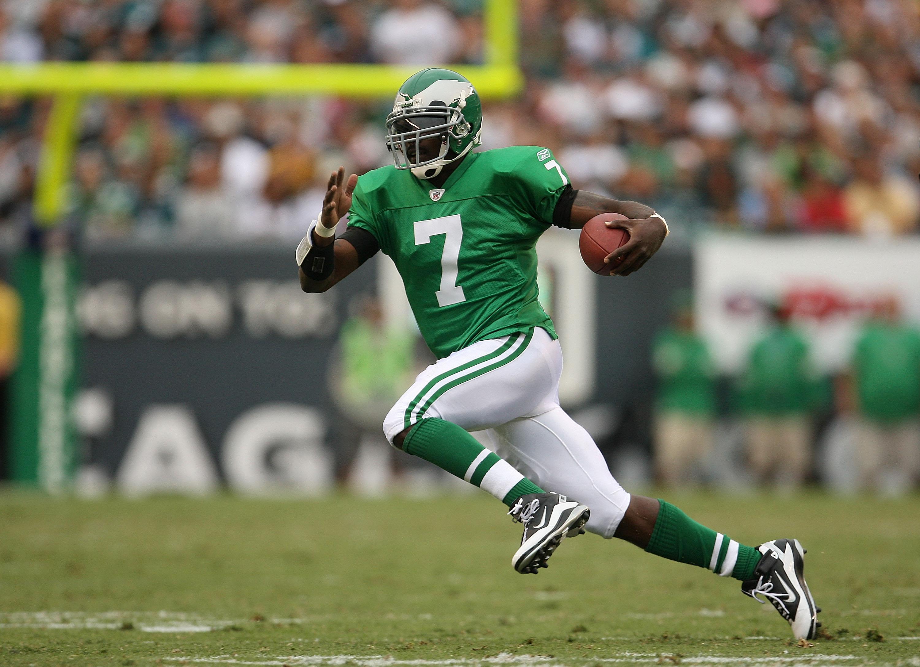 Michael Vick Wallpapers - Top Free Michael Vick Backgrounds -  WallpaperAccess