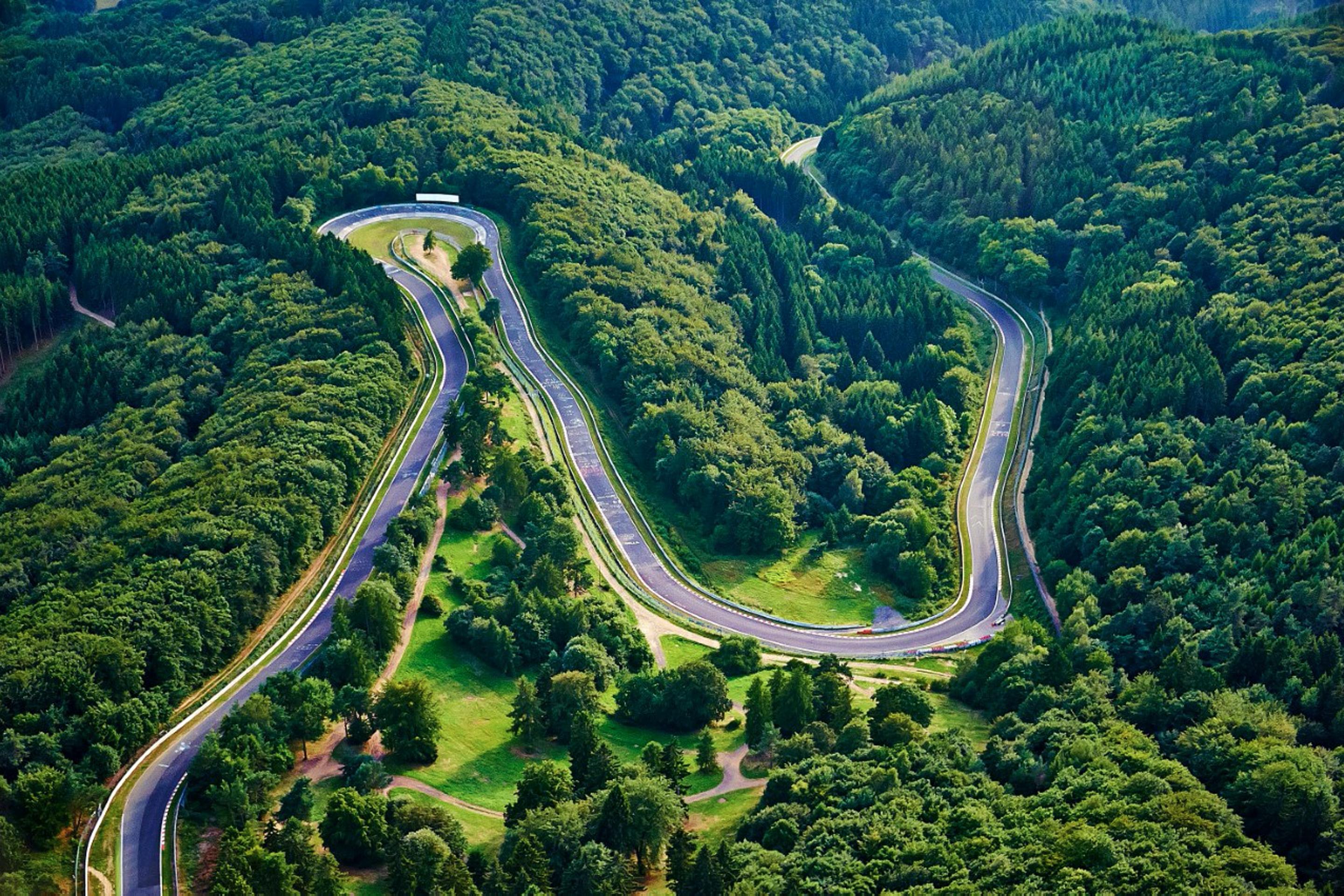 2880x1921 Tesla Model S is fast—but, as the Germans would say, still no match for Nürburgring, the world's most dangerous race track