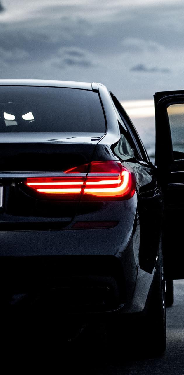 630x1280 BMW 7 Series wallpaper