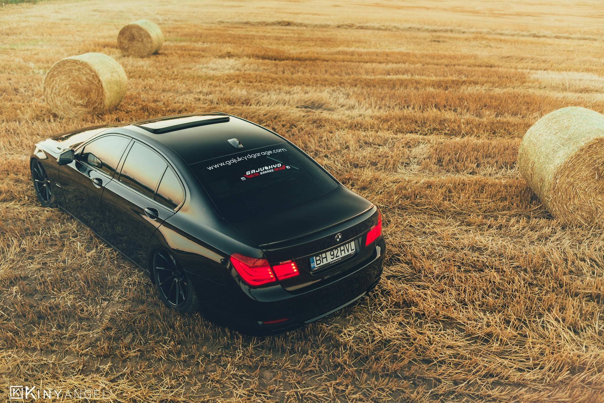 2048x1365 Wallpaper / BMW 7 Series, GajuKYD, Vossen CVT, high angle, BMW, car free download