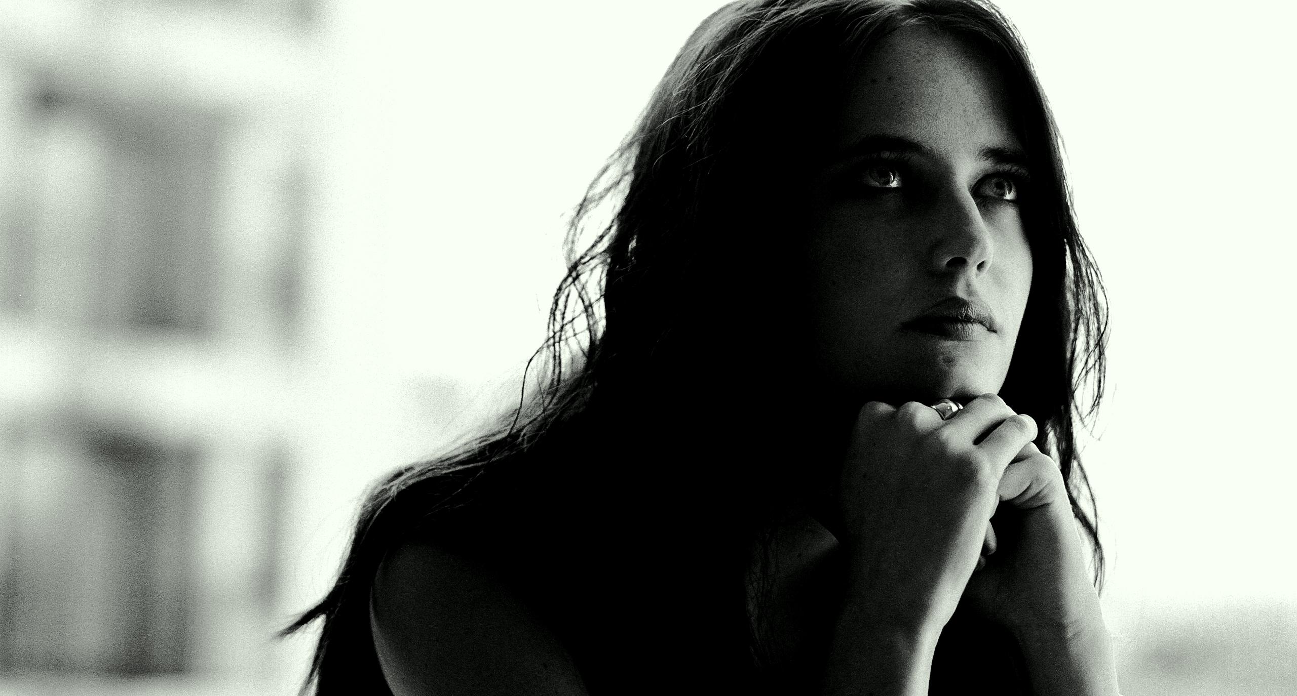 2560x1375 Eva Green HD Wallpaper