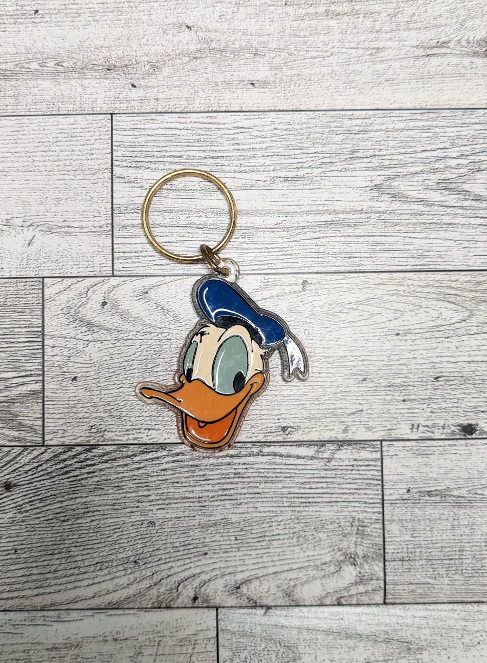 952x1294 Donald Duck Keychain