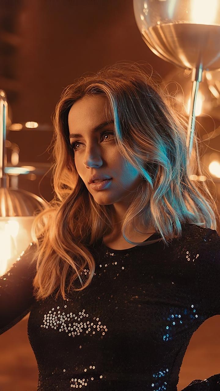 720x1280 Ana de Armas Phone Wallpaper