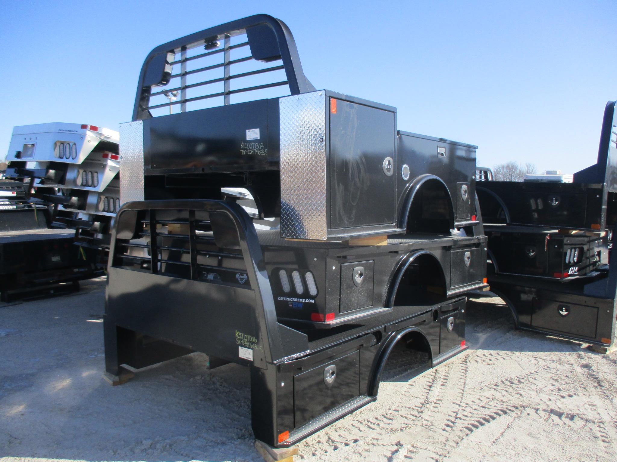 2048x1536 NOS CM 8.5' x 97 TM Flatbed Truck Bed - Rondo Trailer