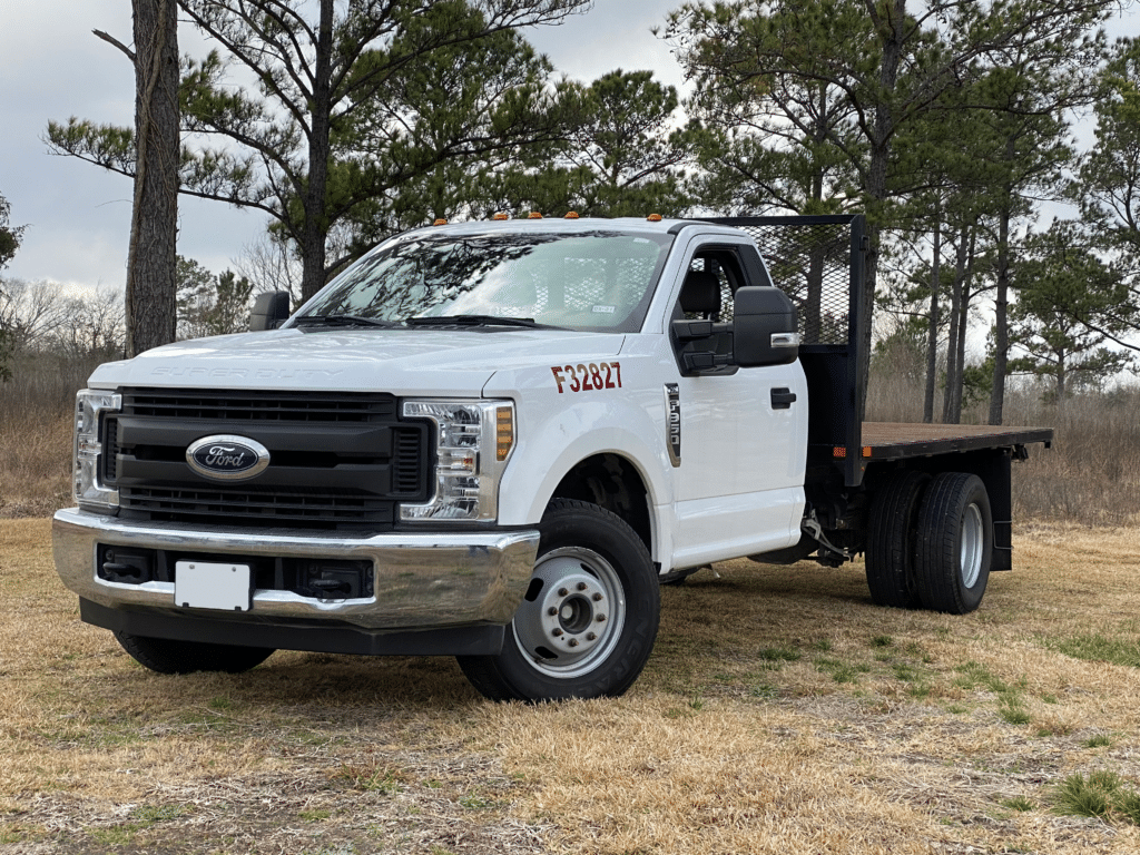1024x768 Versatile Commercial Flatbed Truck Rentals in Houston TX