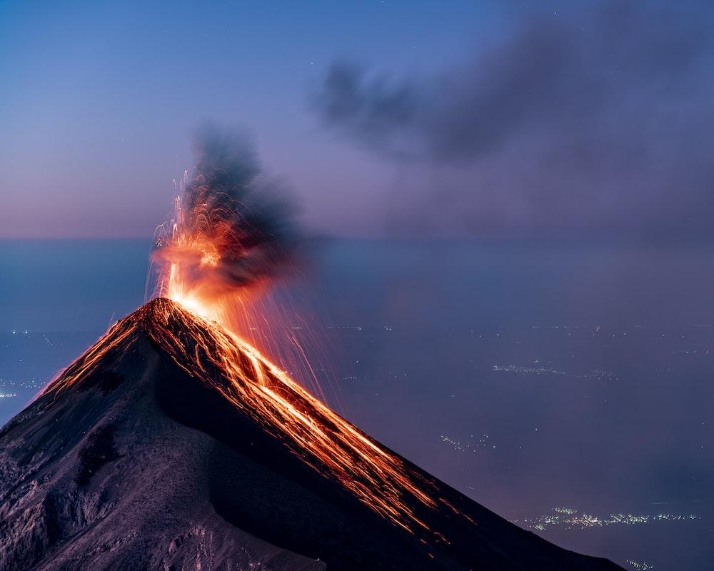 1000x800 Volcano Eruption Picture. Download Free Image