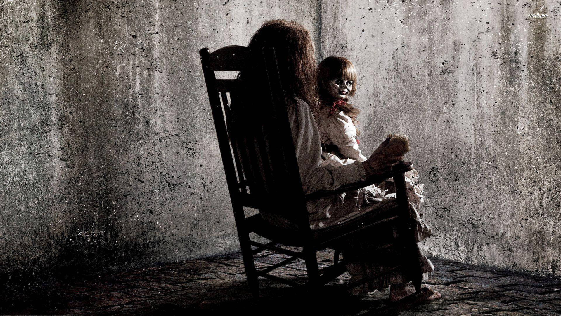 1920x1080 Download Annabelle And Woman On Chair Wallpaper