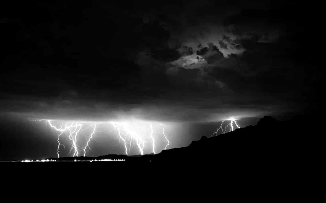 1140x713 Wallpaper 4K Ubuntu Trick. Storm picture, Storm image, Storm wallpaper