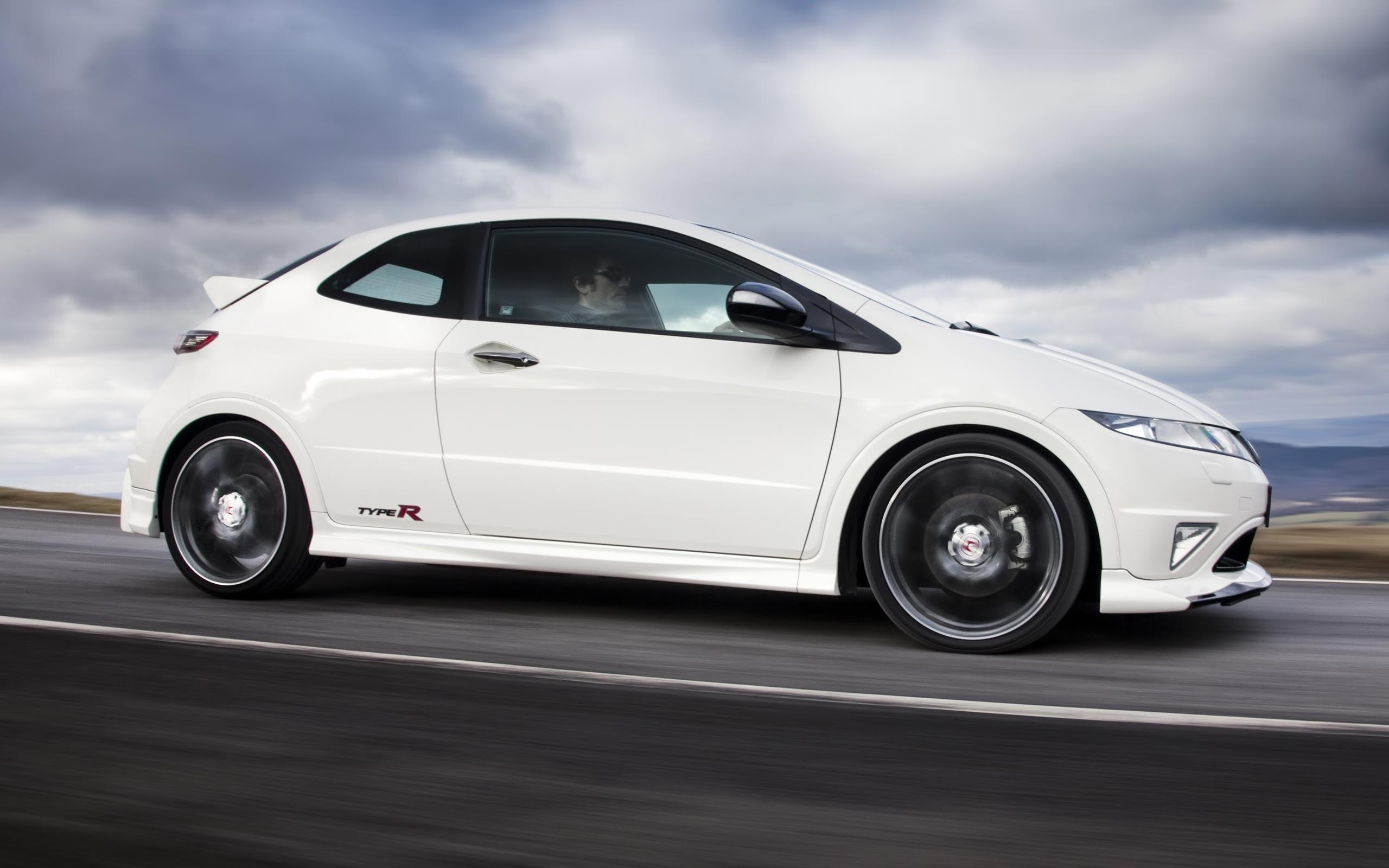 2560x1600 Free download Honda Civic Type R Wallpaper 4279 HD Wallpaper in Cars Imagecicom [2560x1600] for your Desktop, Mobile & Tablet. Explore Honda Civic Wallpaper Size. Honda Civic Si Wallpaper