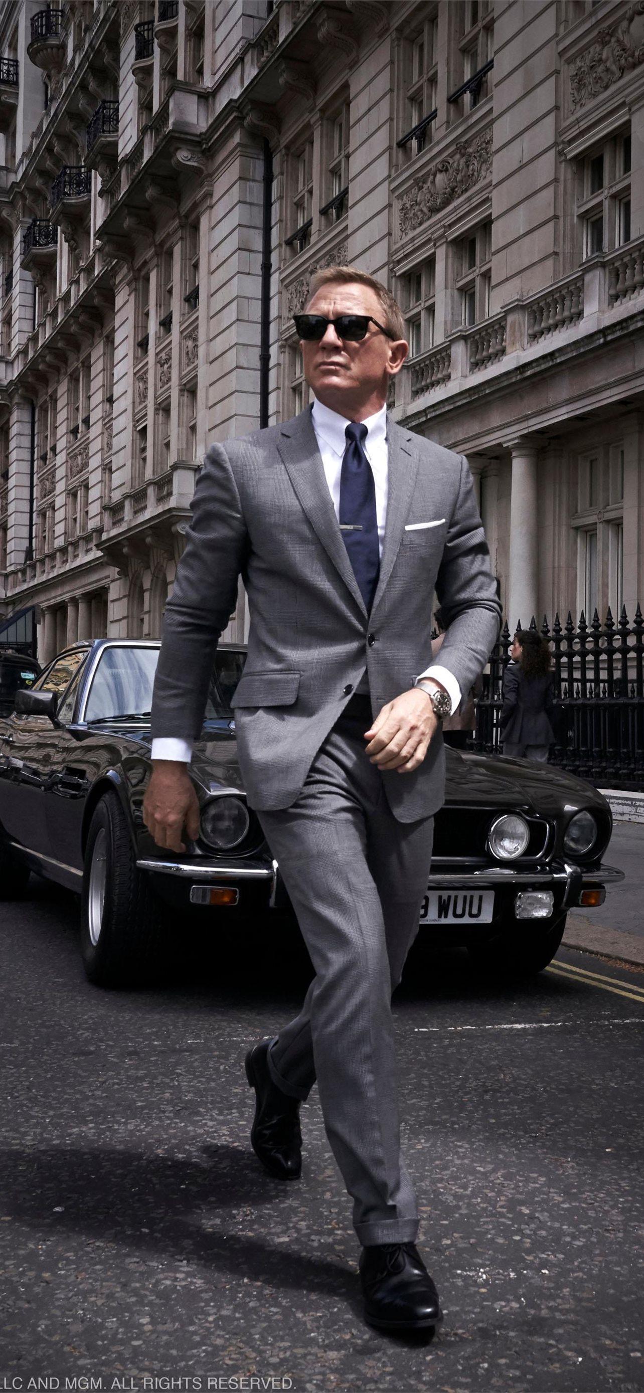 1284x2778 Best Daniel craig iPhone HD Wallpaper