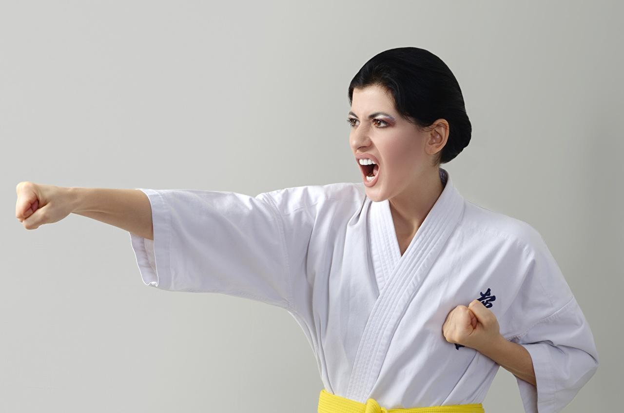 1280x847 Desktop Wallpaper Girls Hands Brunette girl Uniform Karate To hit