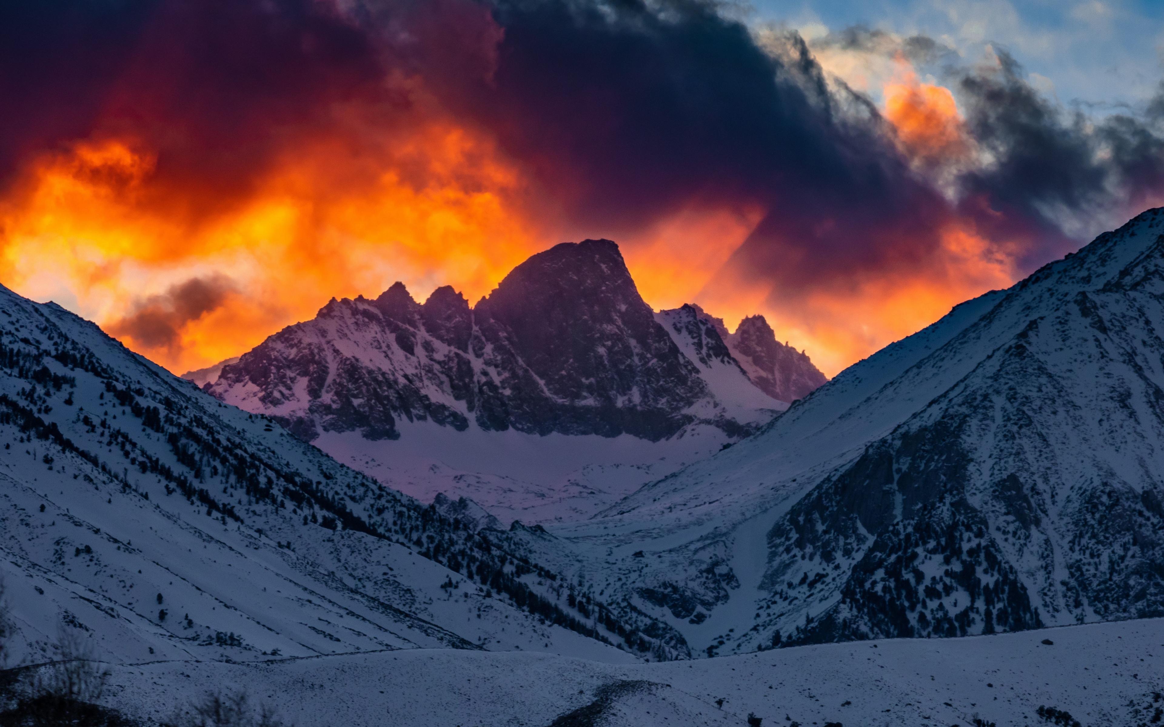3840x2400 Download 3840x2400 mountains, yellow glow, snow layer, glacier, sunset, glow 4k wallpaper, 4k, ultra HD 16:10 wallpaper, 3840x2400 HD image, background, 23859