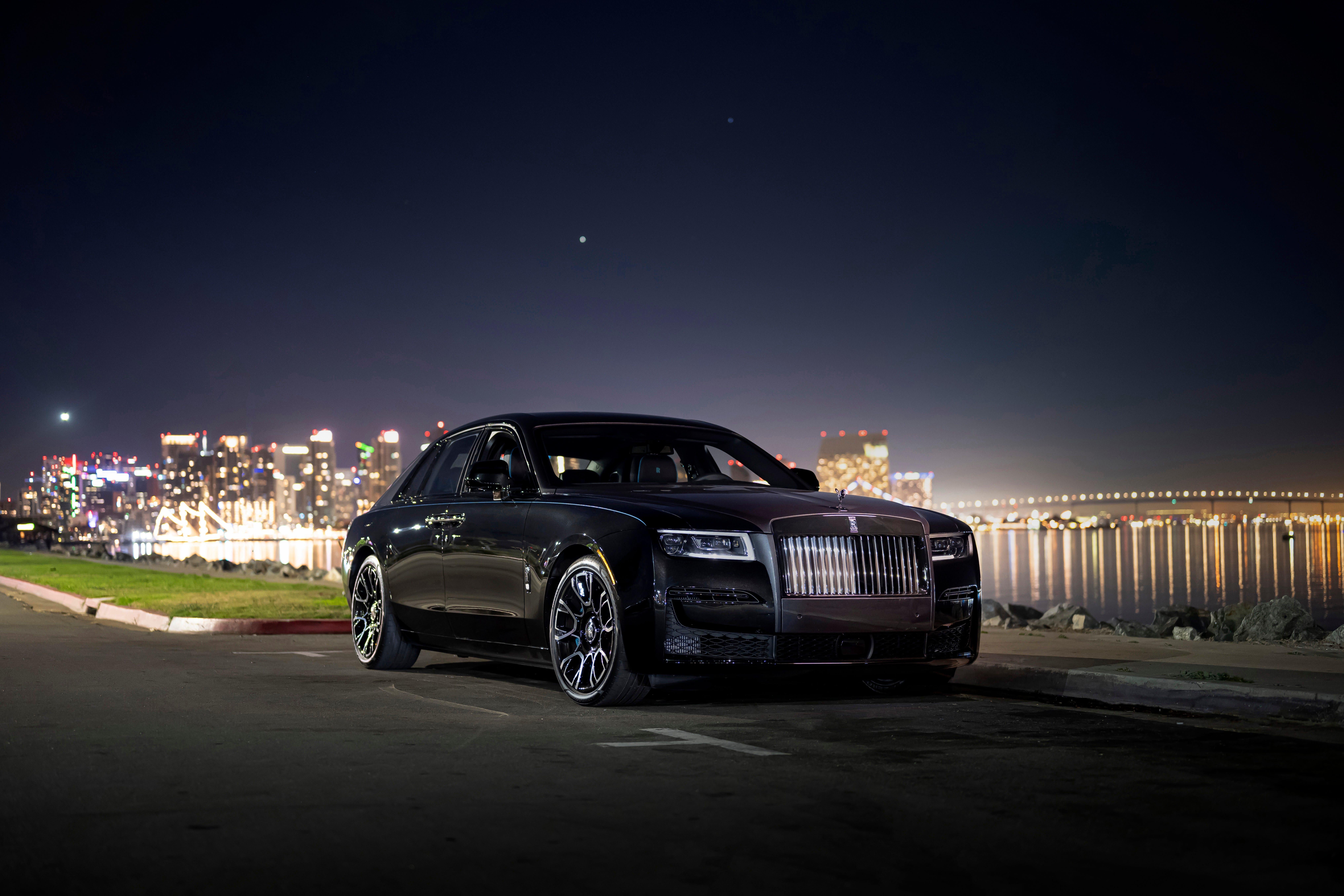 8136x5424 Rolls Royce Black Badge Ghost Review: Dark. Sinister. Unmatched