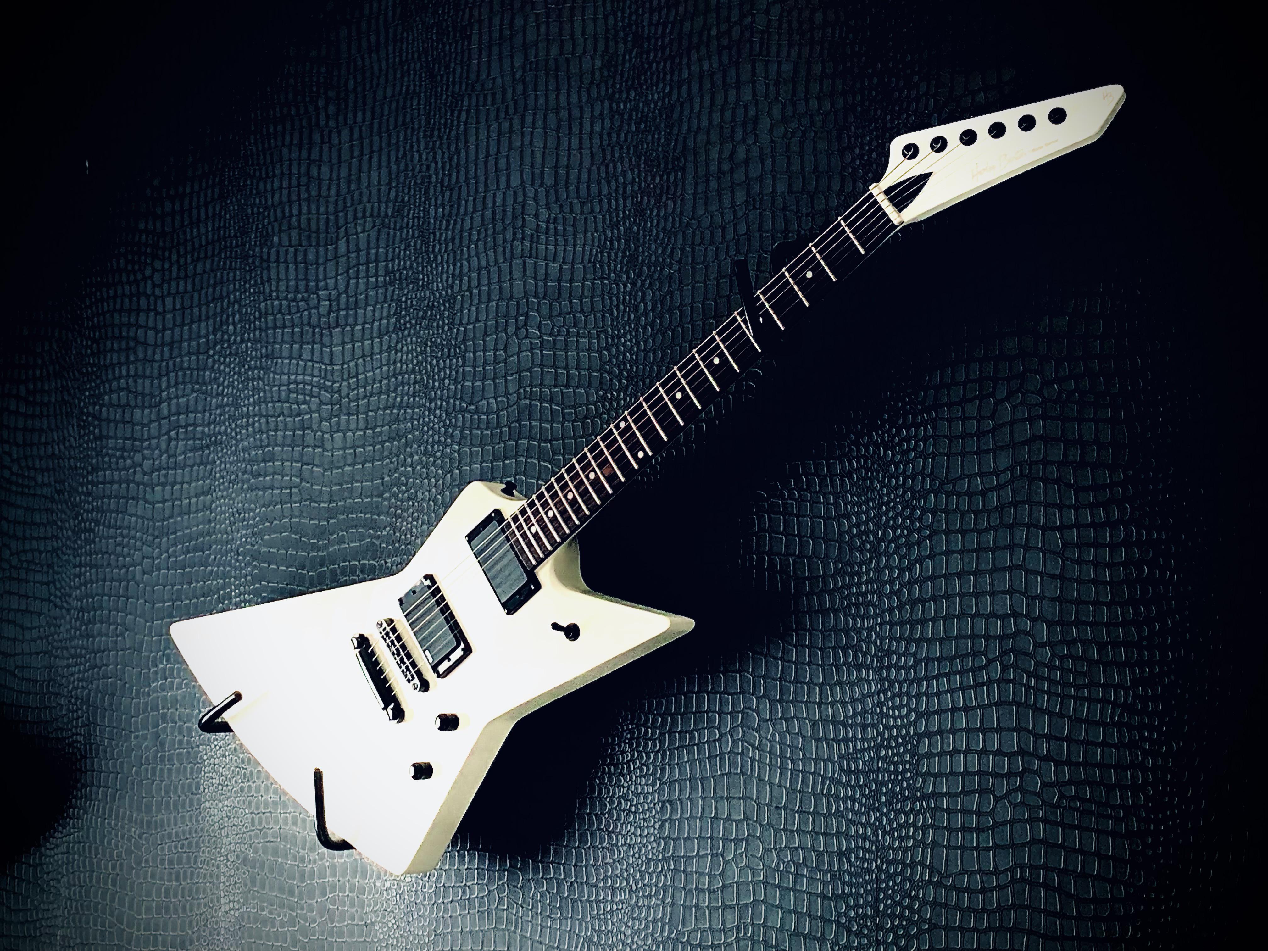 4032x3024 In my opinion, the most metal guitar shape \m