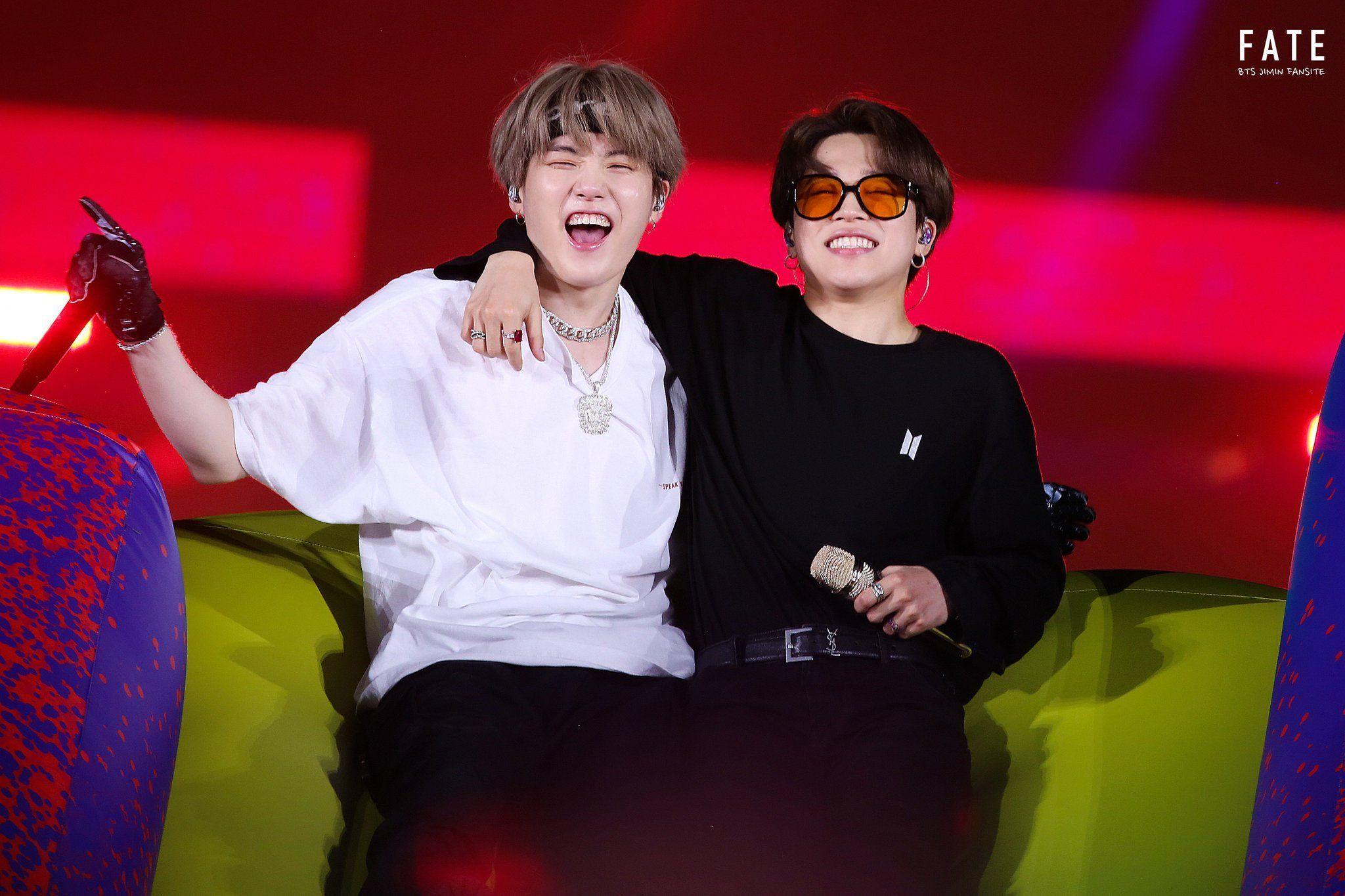 2048x1365 Yoonmin Computer Wallpaper
